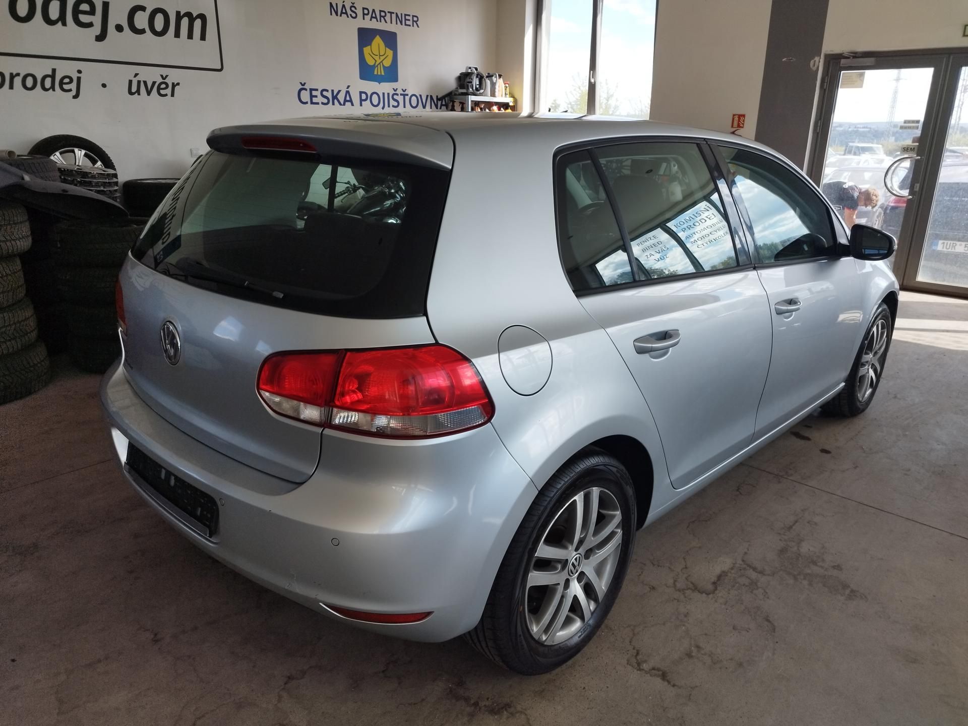 Volkswagen Golf, 1,4TSI,90KW,DSG,ALU,NOVÉ ROZV. - fotka 6