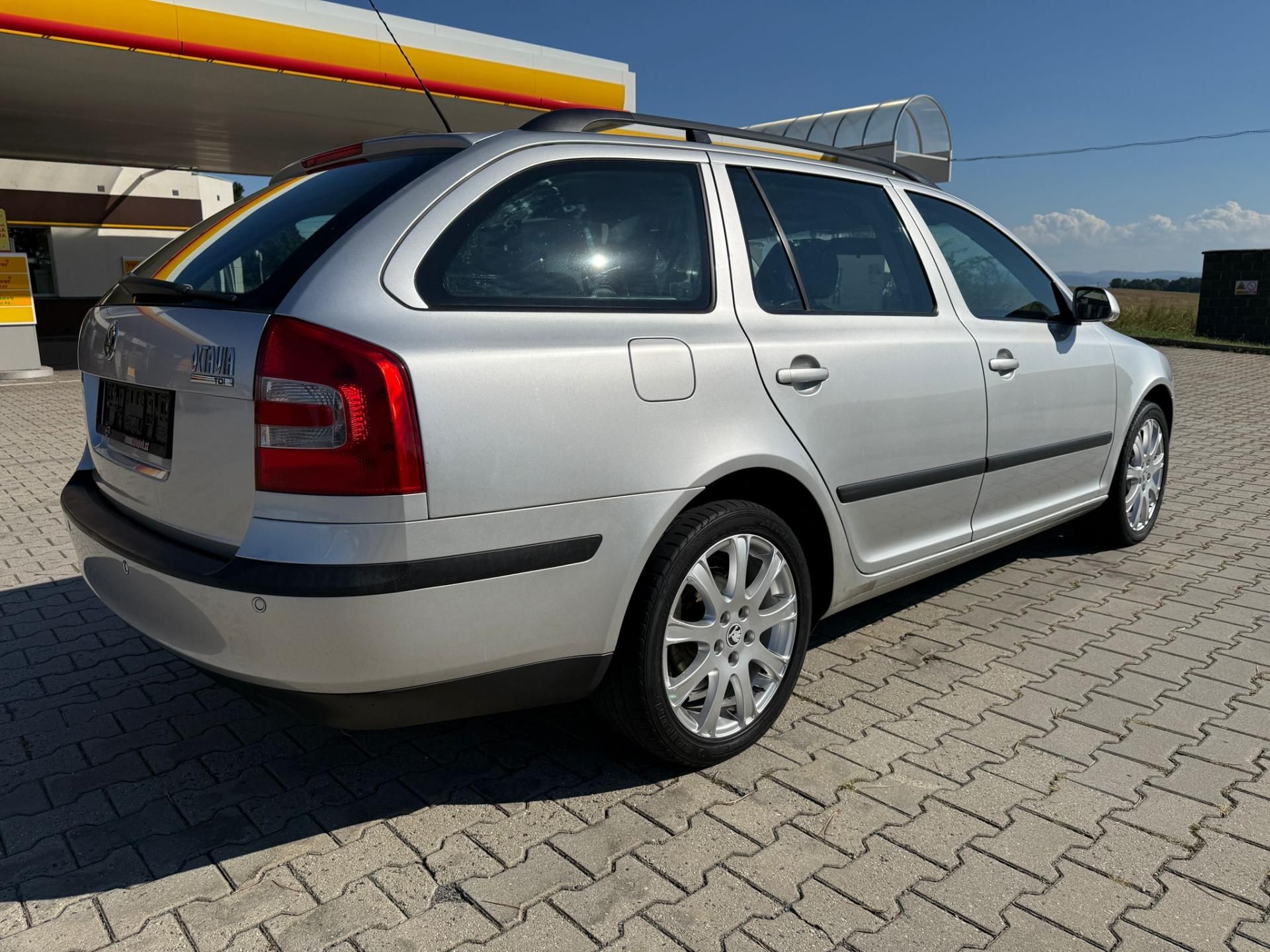 Škoda Octavia, 1,9 TDI - fotka 5