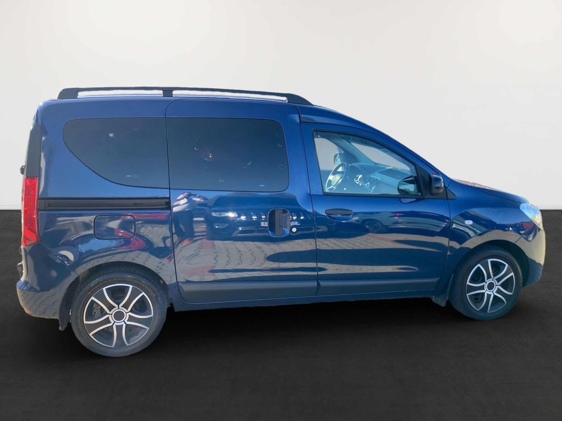 Dacia Dokker, 1.6i 75kw, LPG, ČR - fotka 3