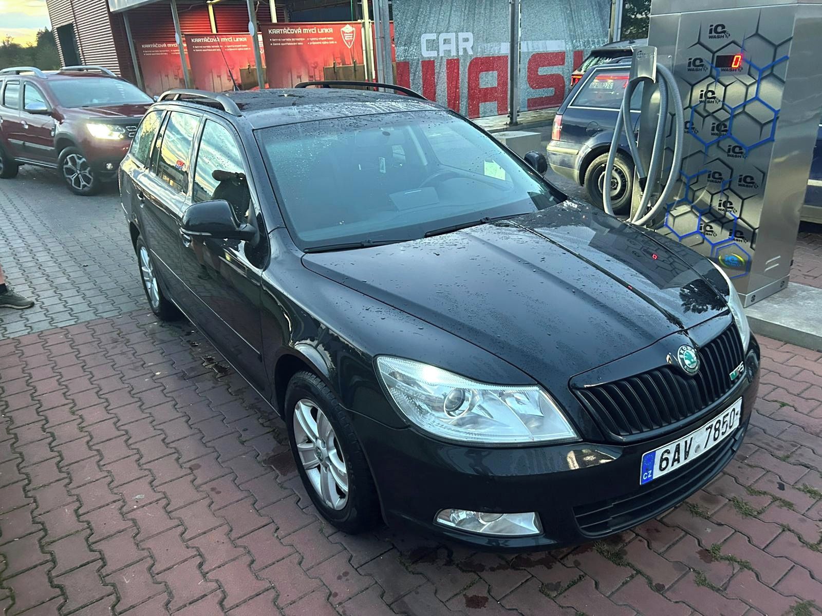Škoda Octavia, 1.6 TDI 77 kW rv.: 2010 - fotka 2