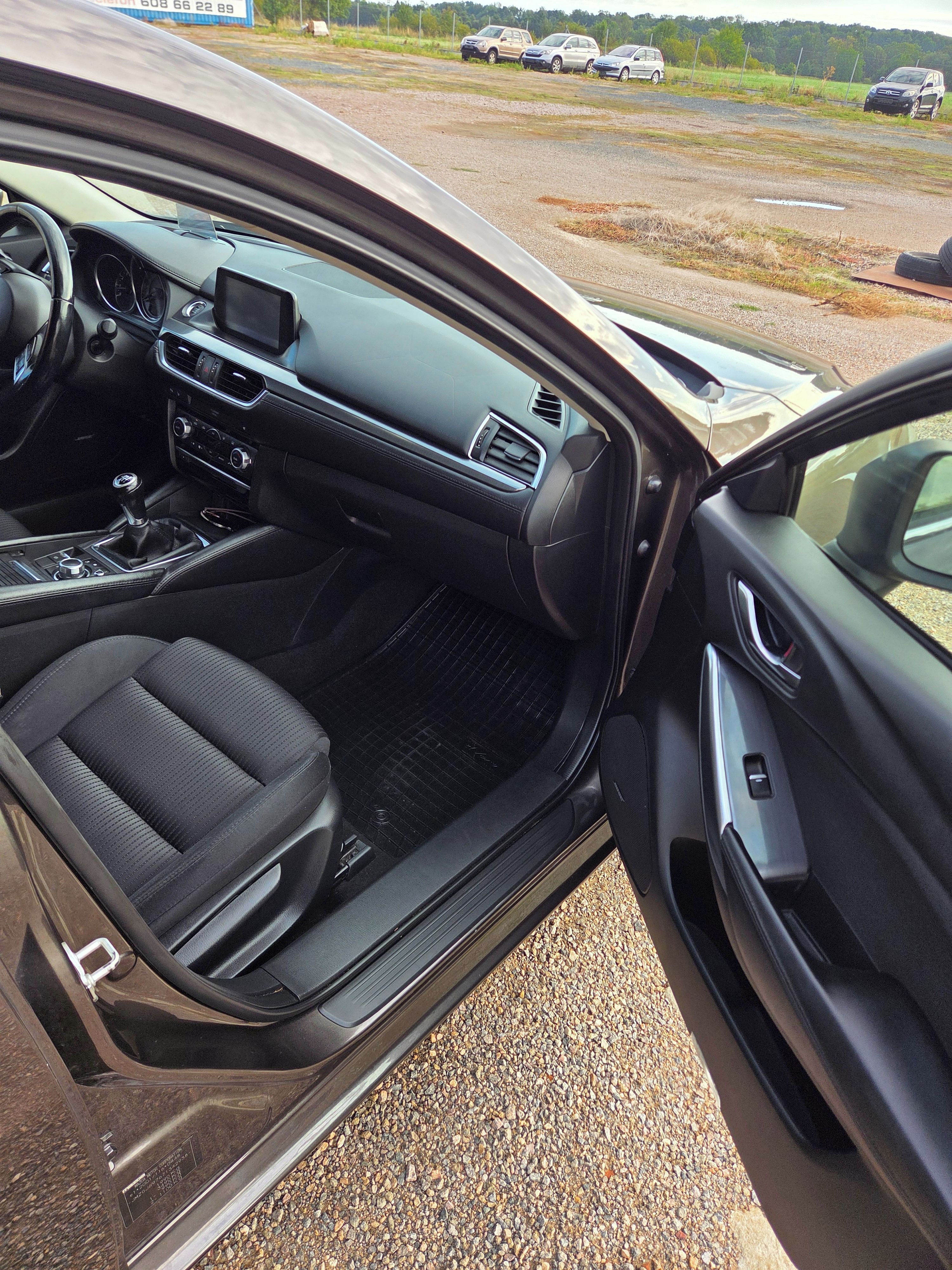 Mazda 6 - fotka 5