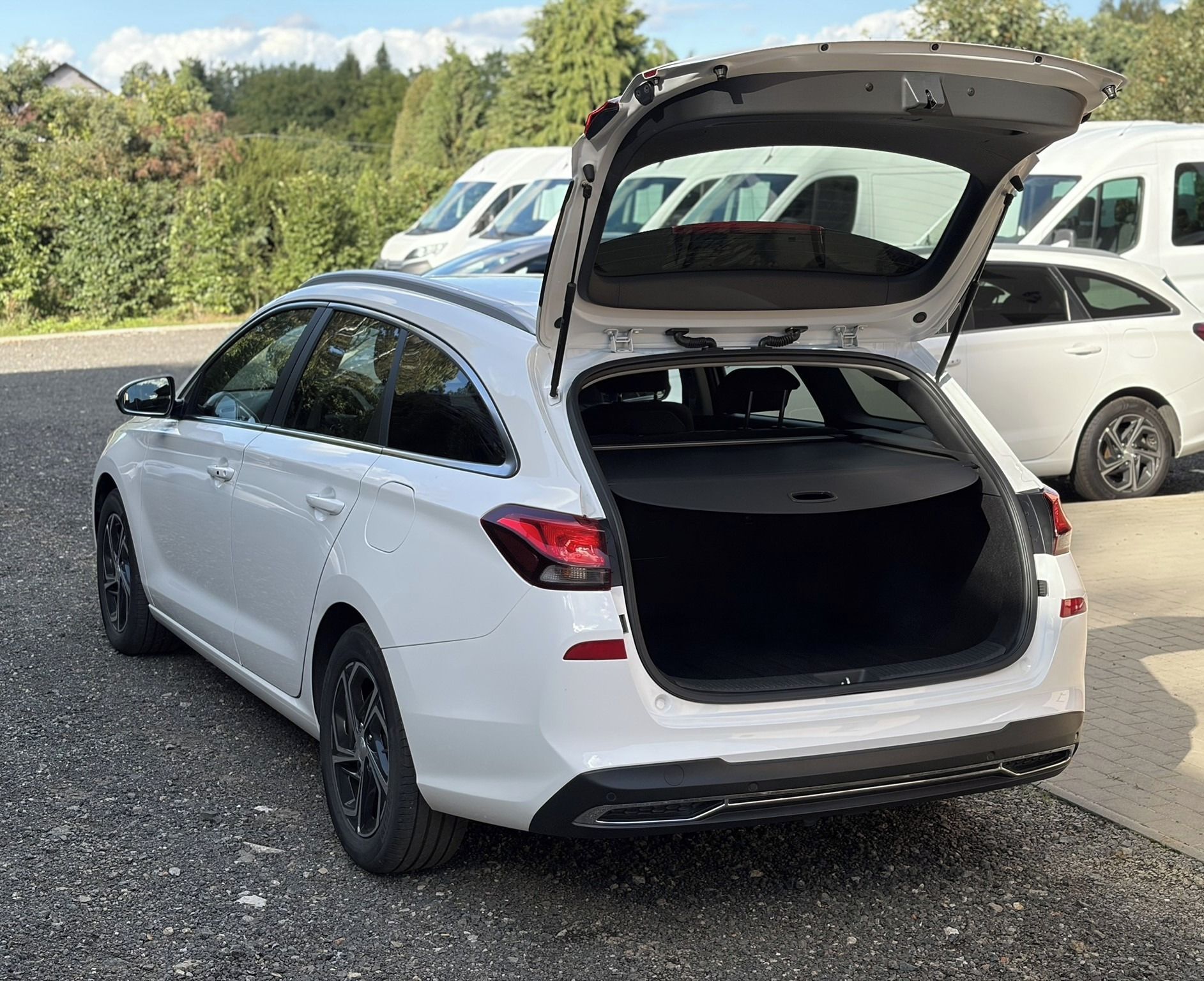 Hyundai i30, Smart.1.0T-GDI.kombi.ČR.95tkm. - fotka 5