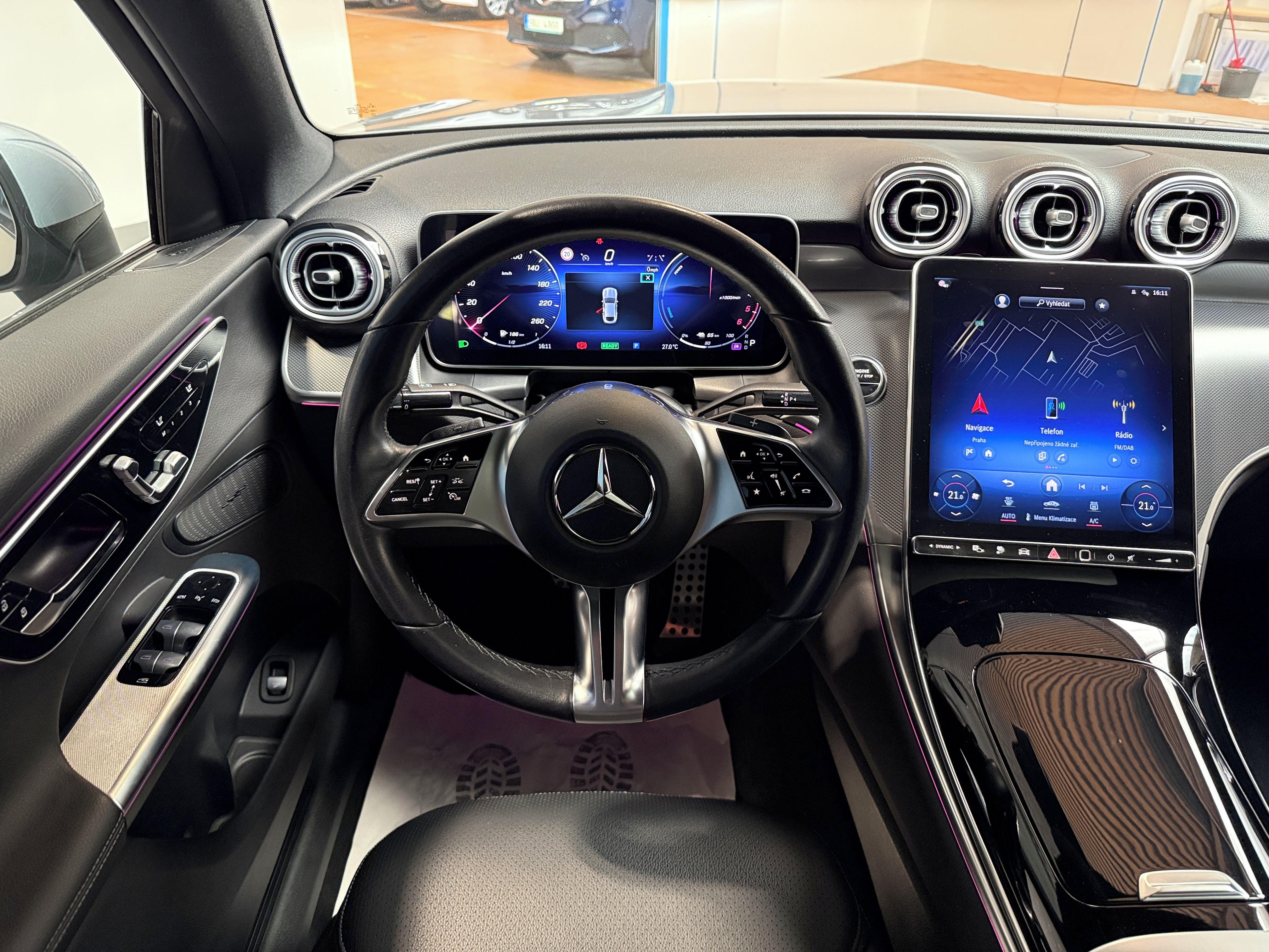 Mercedes-Benz GL, GLC 300 de 4MATIC Coupe - fotka 6
