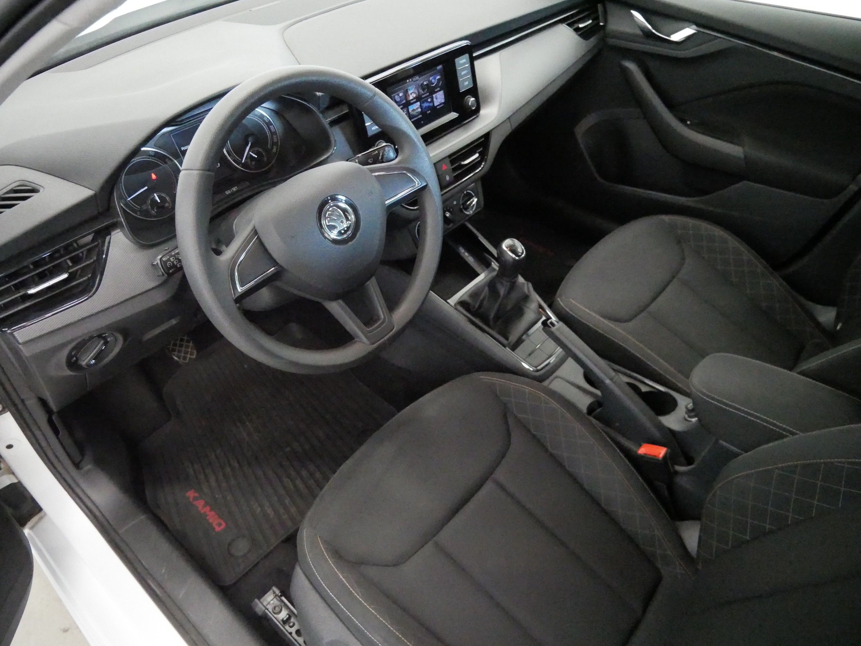 Škoda Kamiq, 1.0 TSI 85 kW Ambition - fotka 5