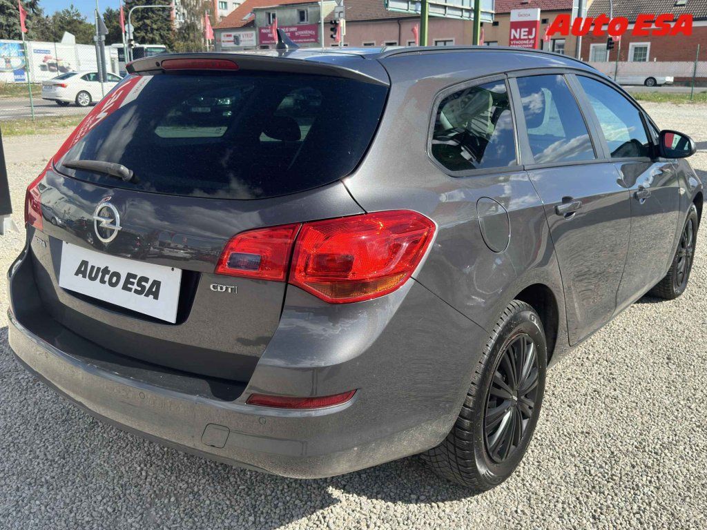 Opel Astra, 1.7 CDTi,2.maj - fotka 4