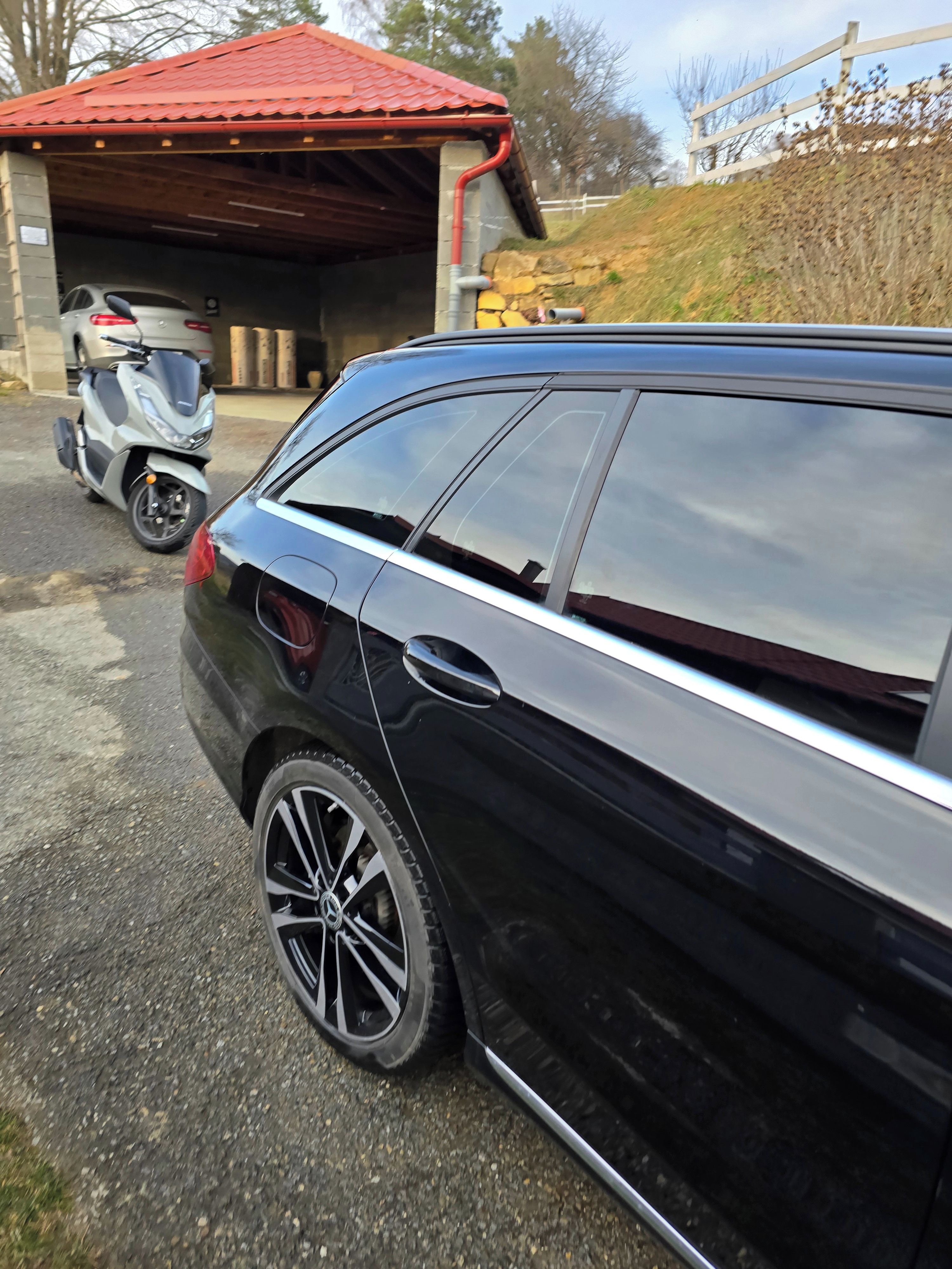 Mercedes-Benz Třídy C, Mercedes benz C200d - fotka 5