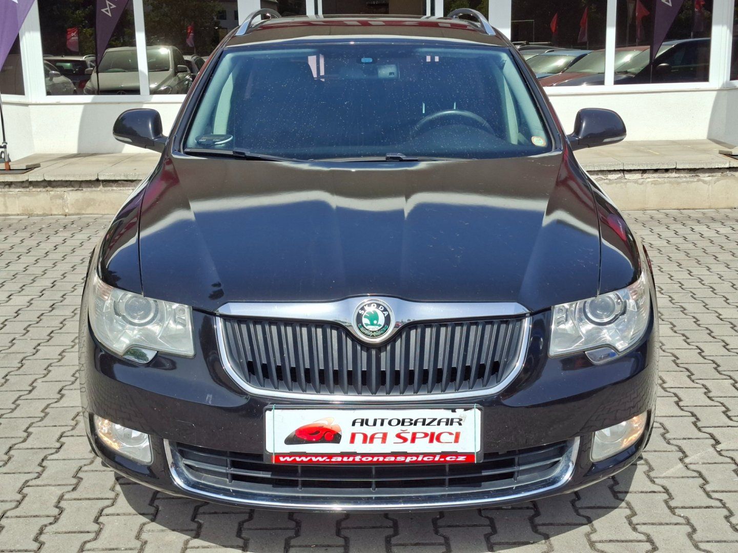 Škoda Superb, 2.0TDI 103kW 6MN -TAŽ.ZAŘÍZENÍ - fotka 3