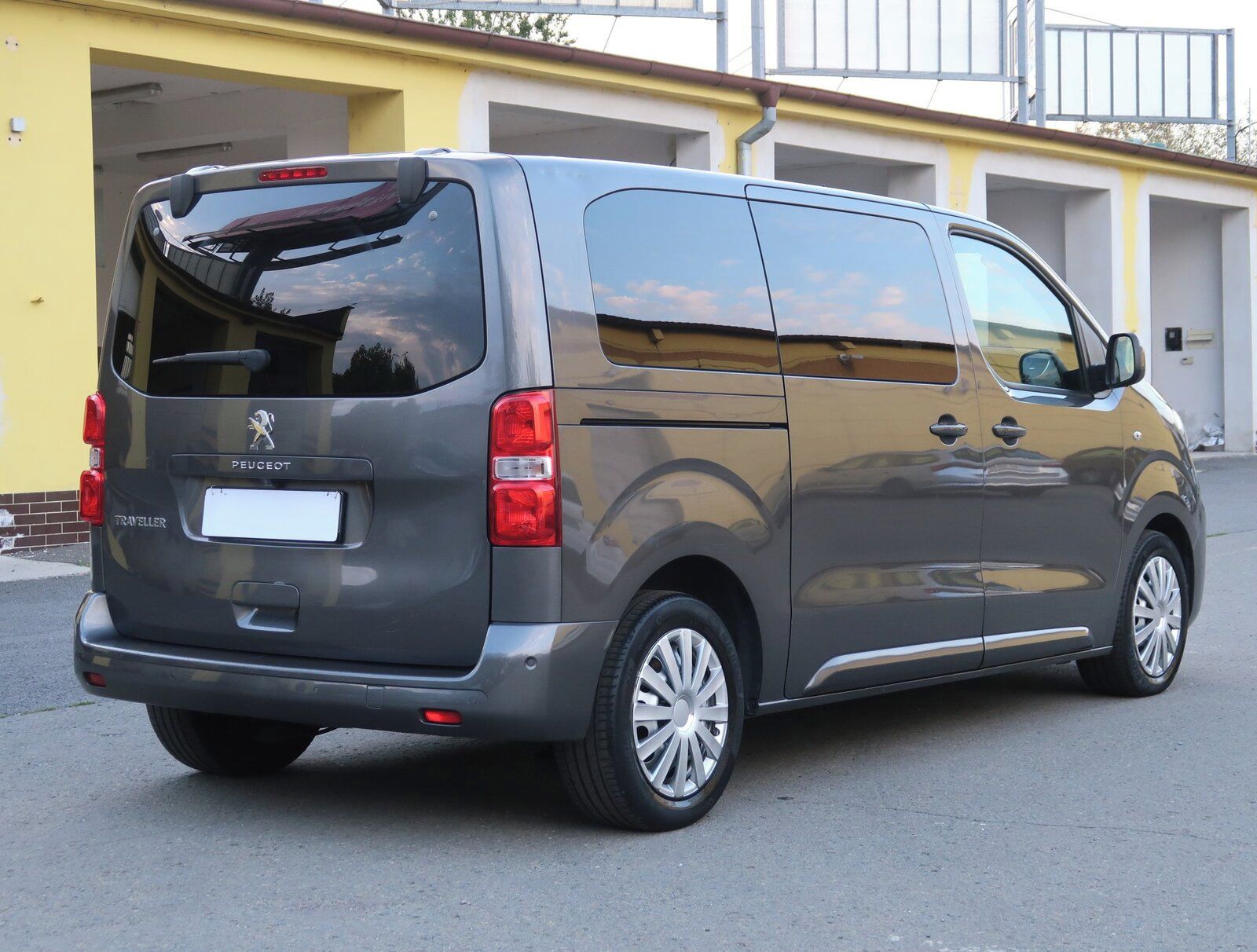 Peugeot Traveller, 2.0 BlueHDi, Klima, ČR, 1Maj - fotka 5
