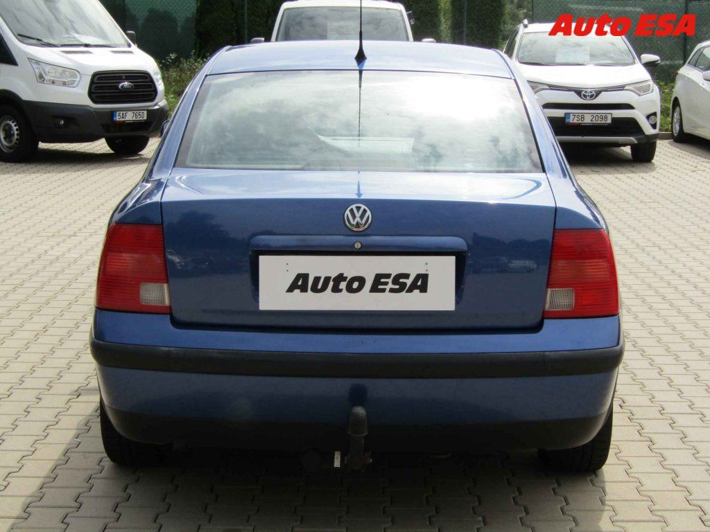 Volkswagen Passat, 1.6 i - fotka 5