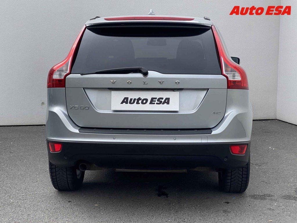 Volvo XC60, 2.4D,ČR - fotka 5