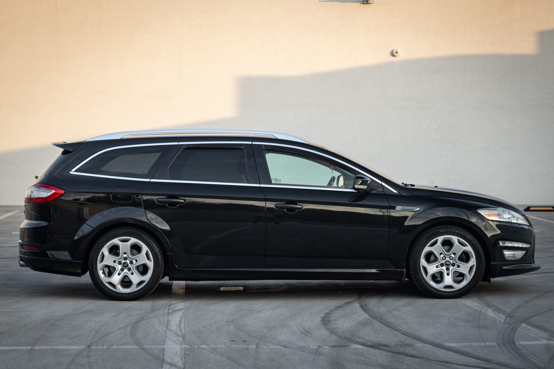 Ford Mondeo - fotka 4