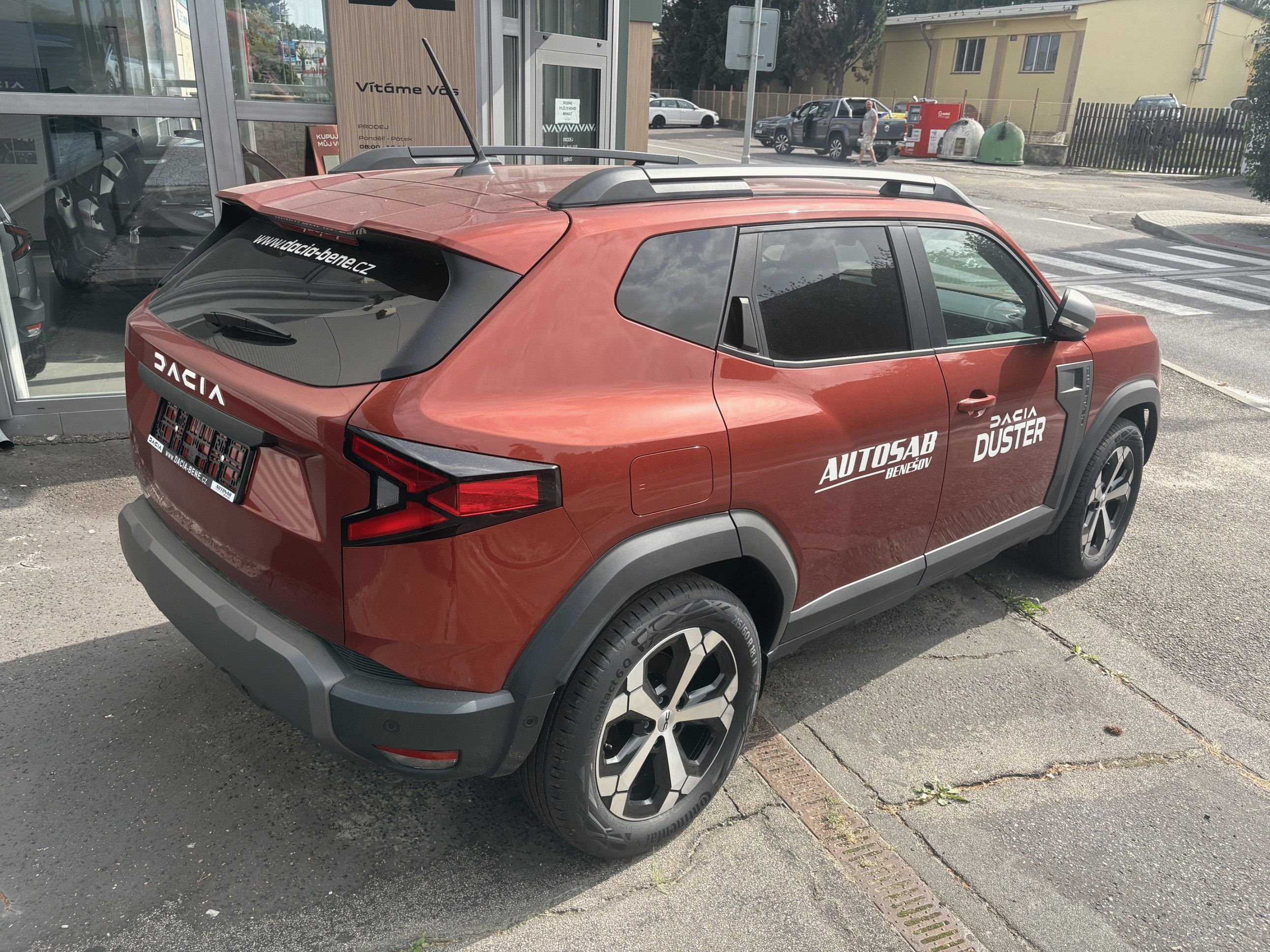Dacia Duster, Journey hybrid 155 - fotka 2