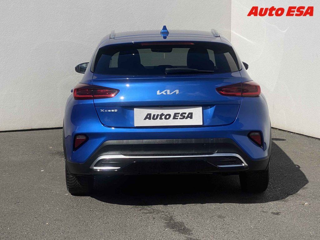 Kia XCee´d, 1.5 TGDi,ČR,Exclusive - fotka 5