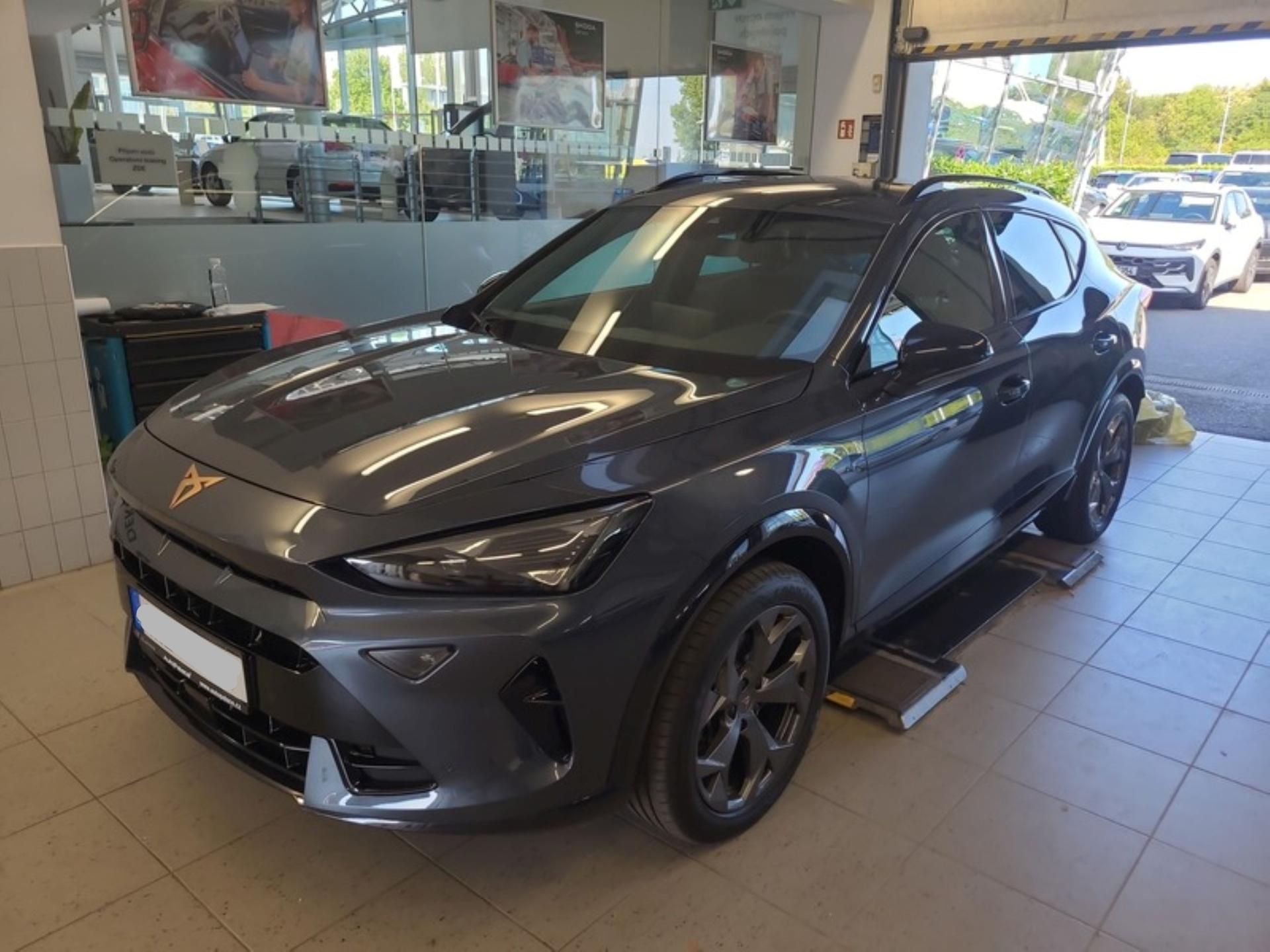Cupra Formentor, 1,5 eTSi/110kW - DSG - fotka 3