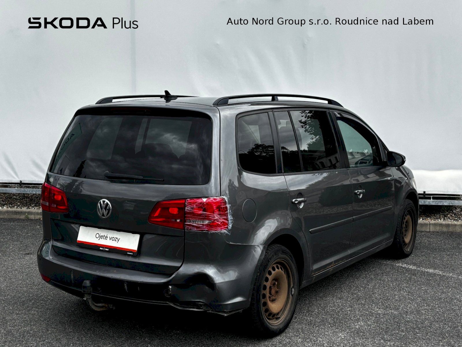 Volkswagen Touran, 2.0 TDI DPF DSG Comfortline - fotka 2