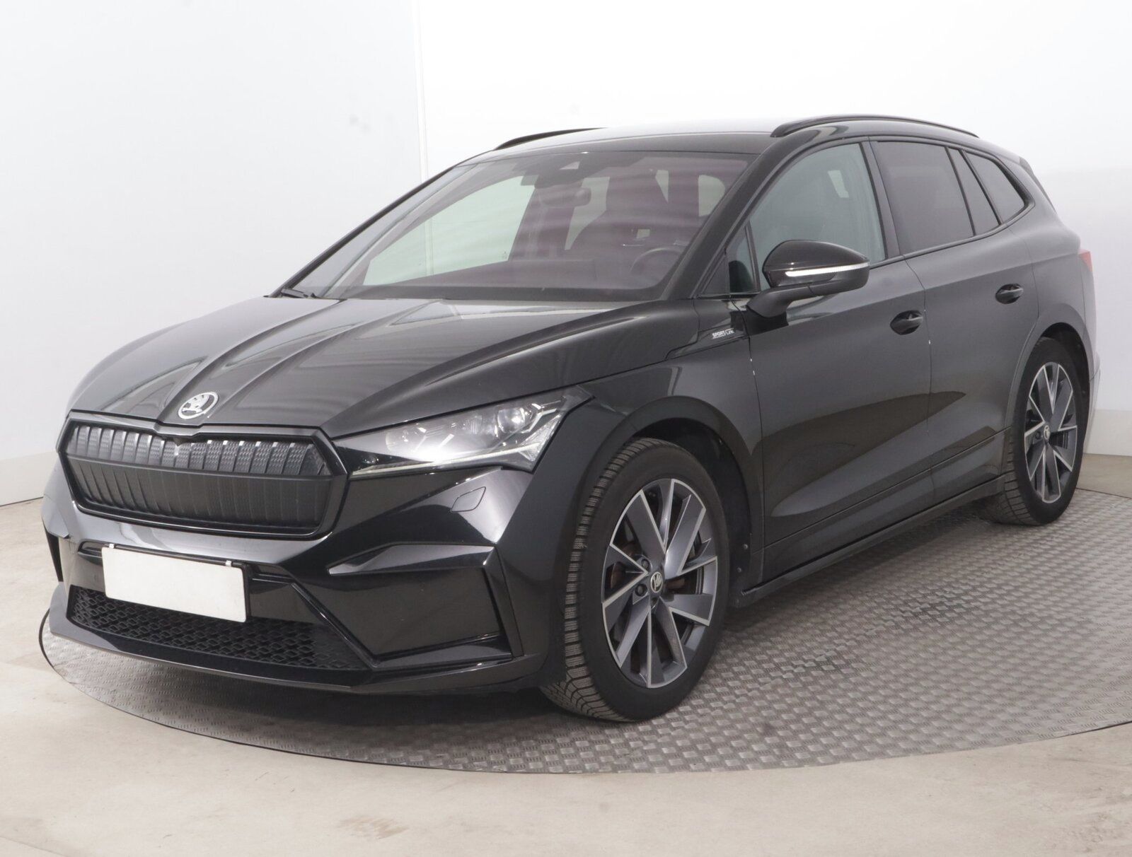 Škoda Enyaq iV, iV 60 (62 kWh), Sportline - fotka 2