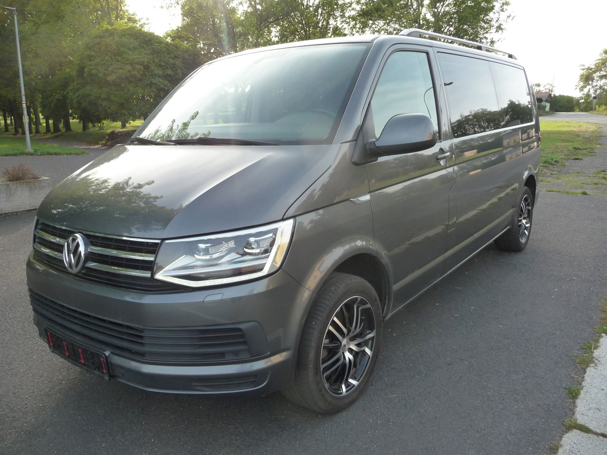 Volkswagen Multivan, T6 2.0TDi Long
