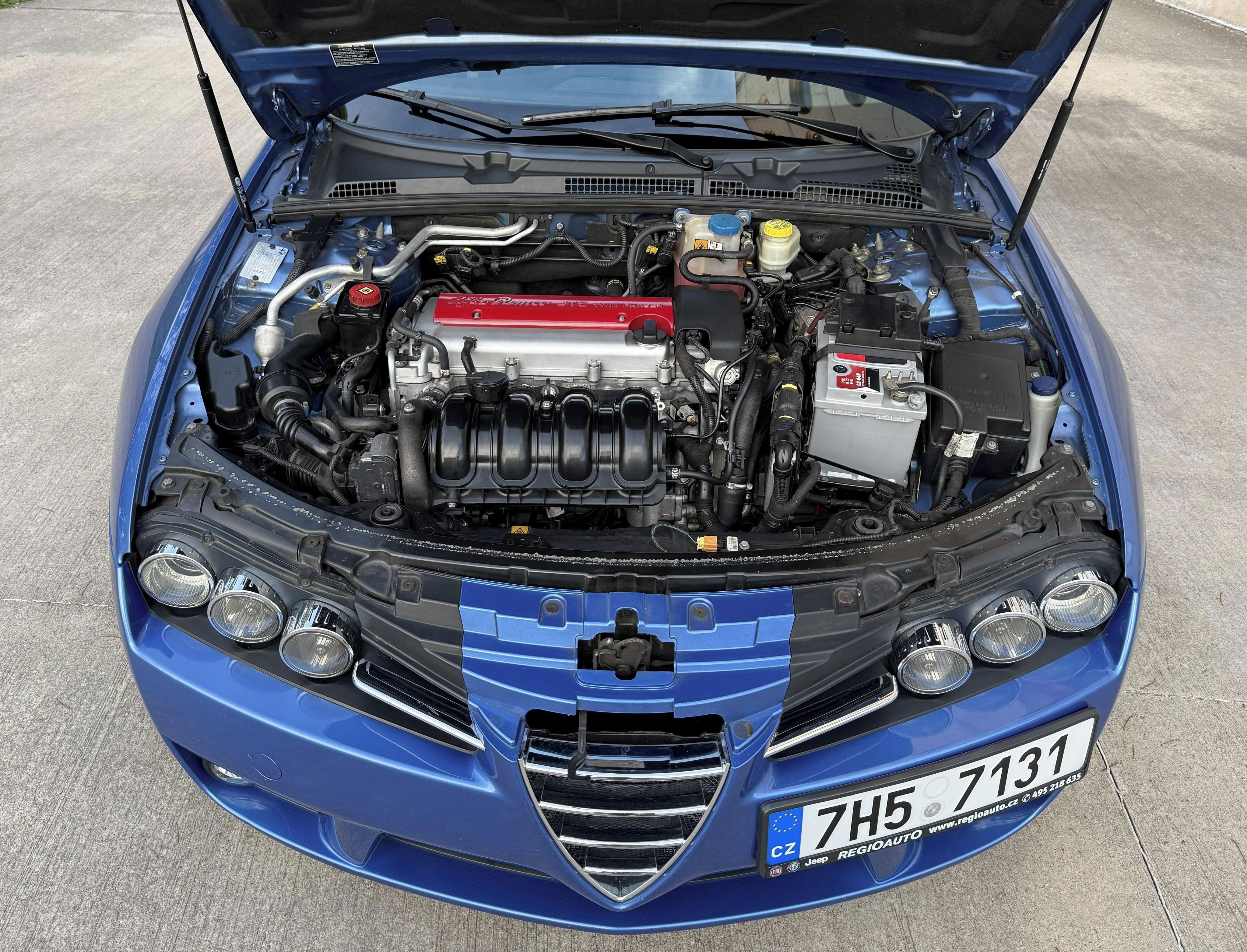 Alfa Romeo Spider, 2.2JTS - fotka 6