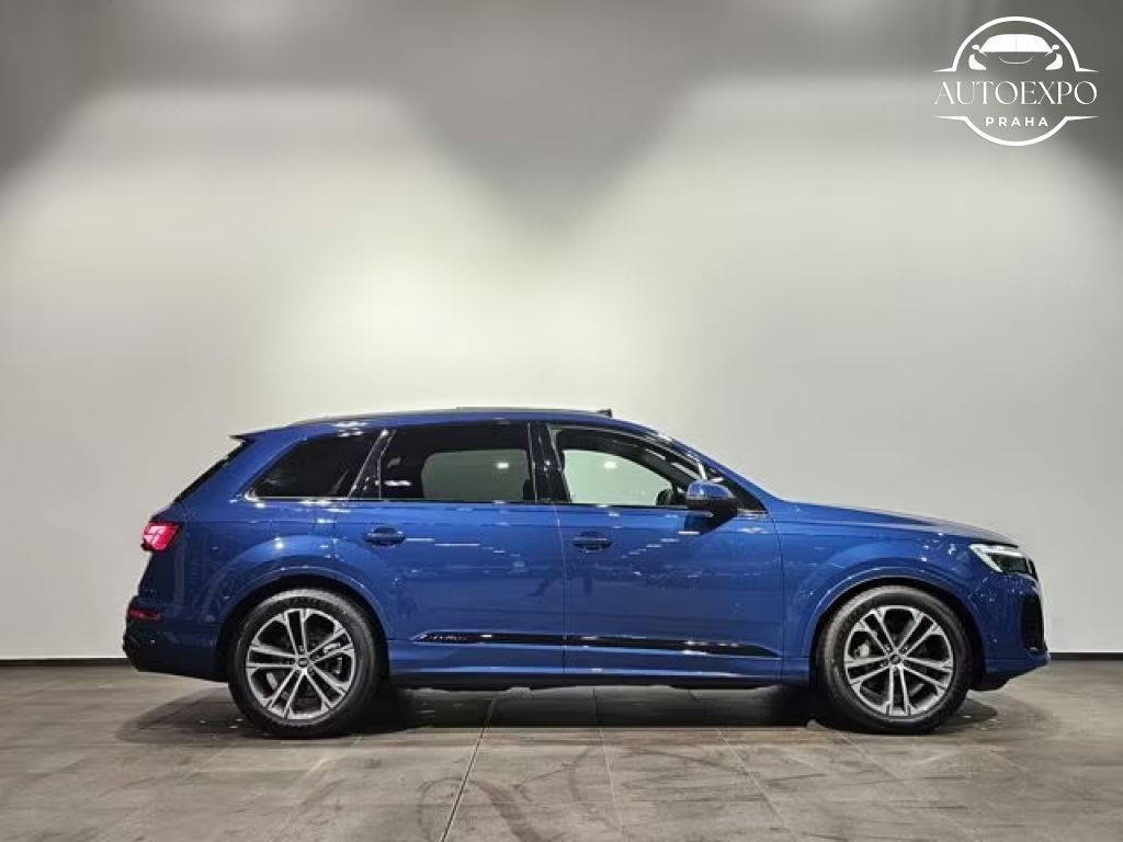 Audi Q7, 50TDI S Line Black Pano 7míst - fotka 5