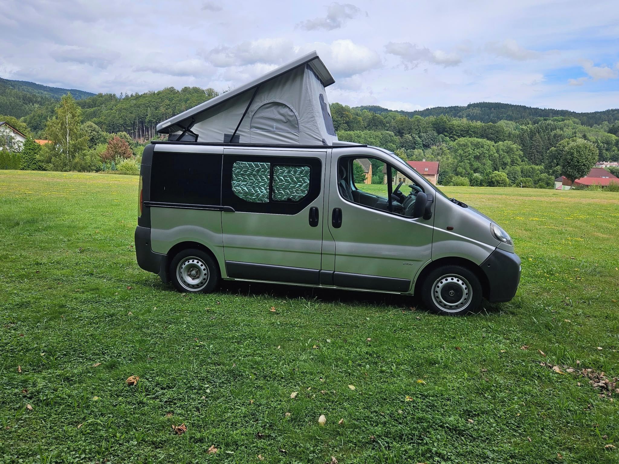 Opel Vivaro, 1,9 DCI - fotka 2