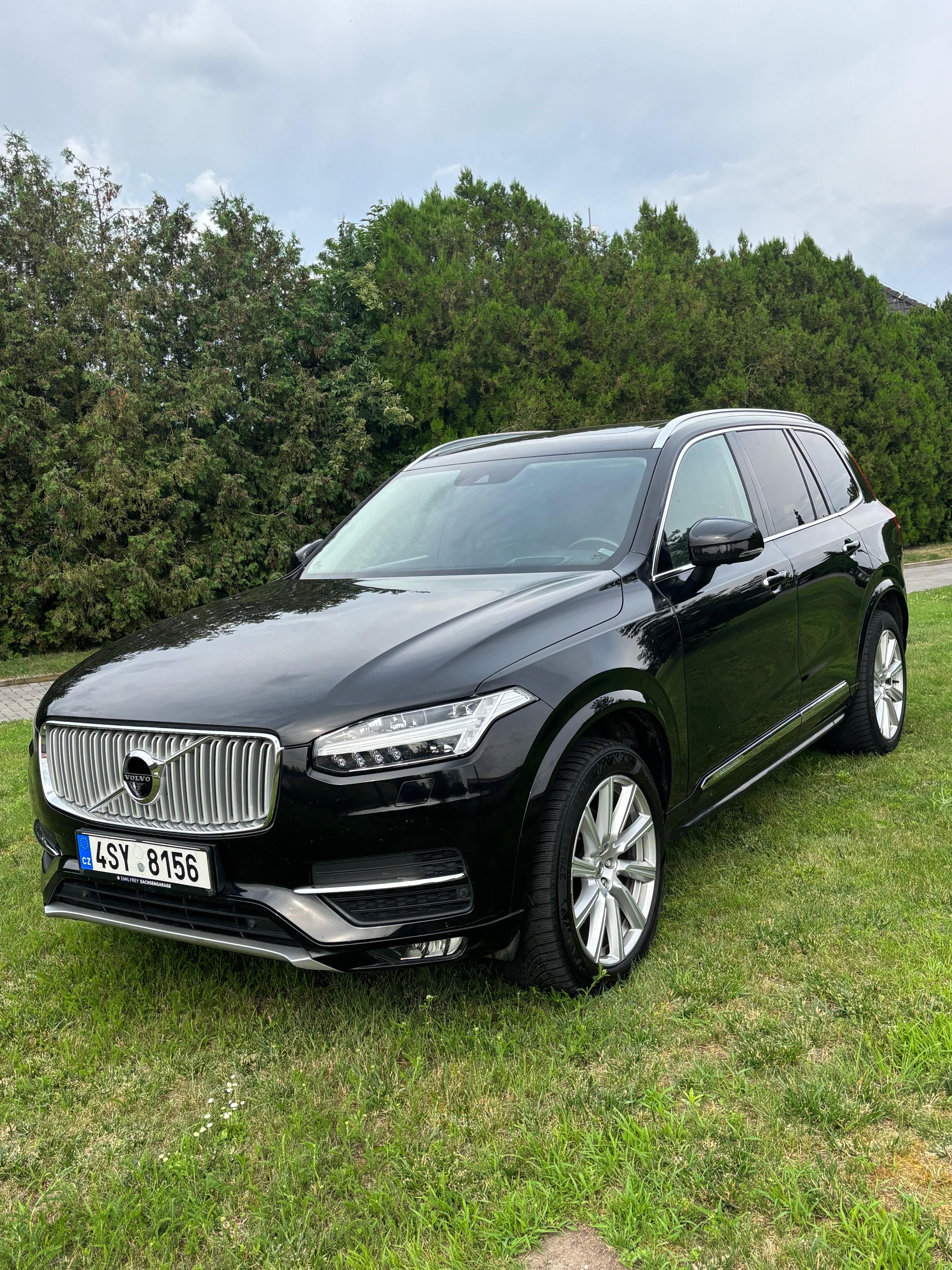 Volvo XC90 - fotka 2