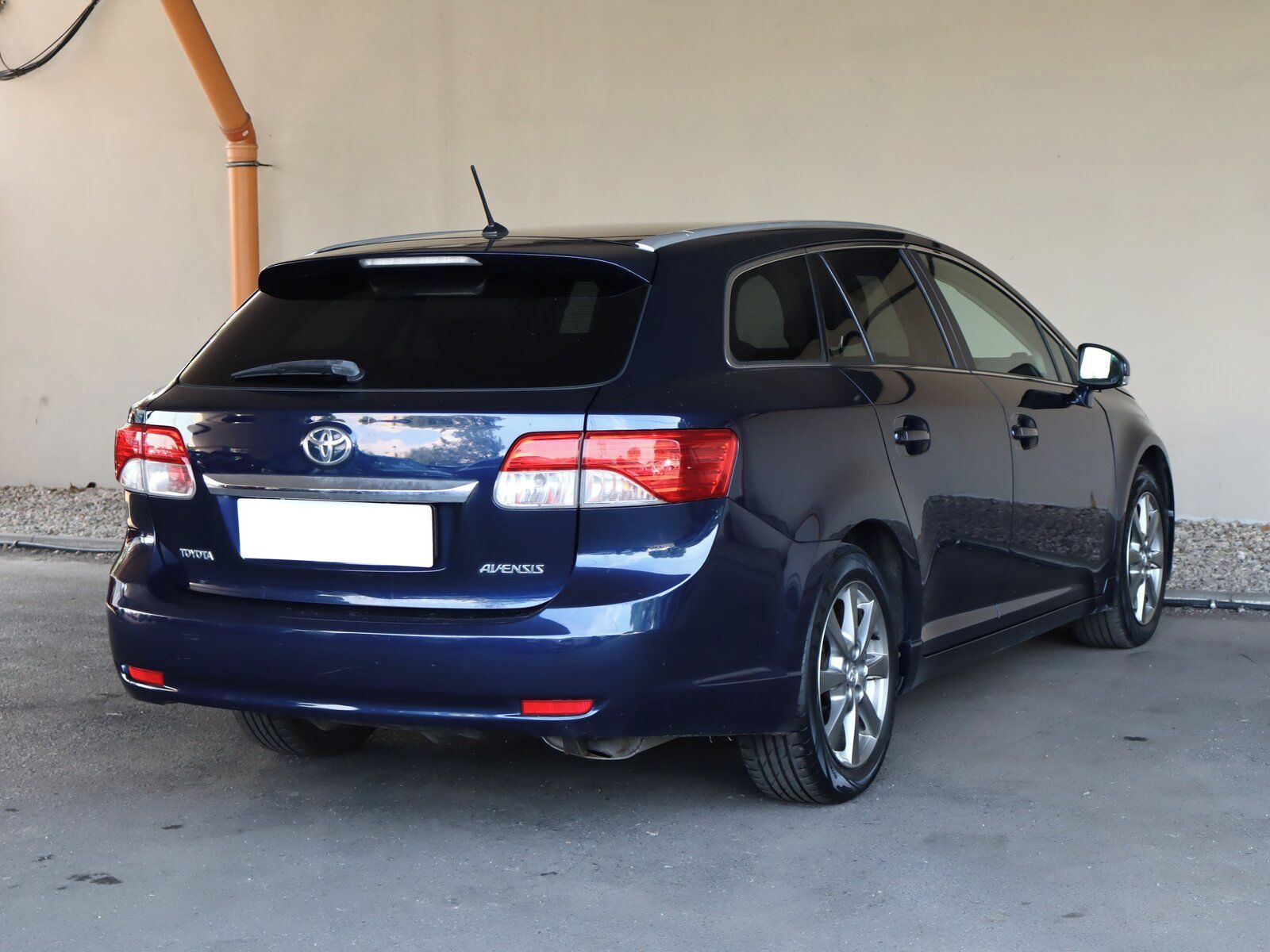 Toyota Avensis, 1.8 Valvematic, Automat - fotka 5