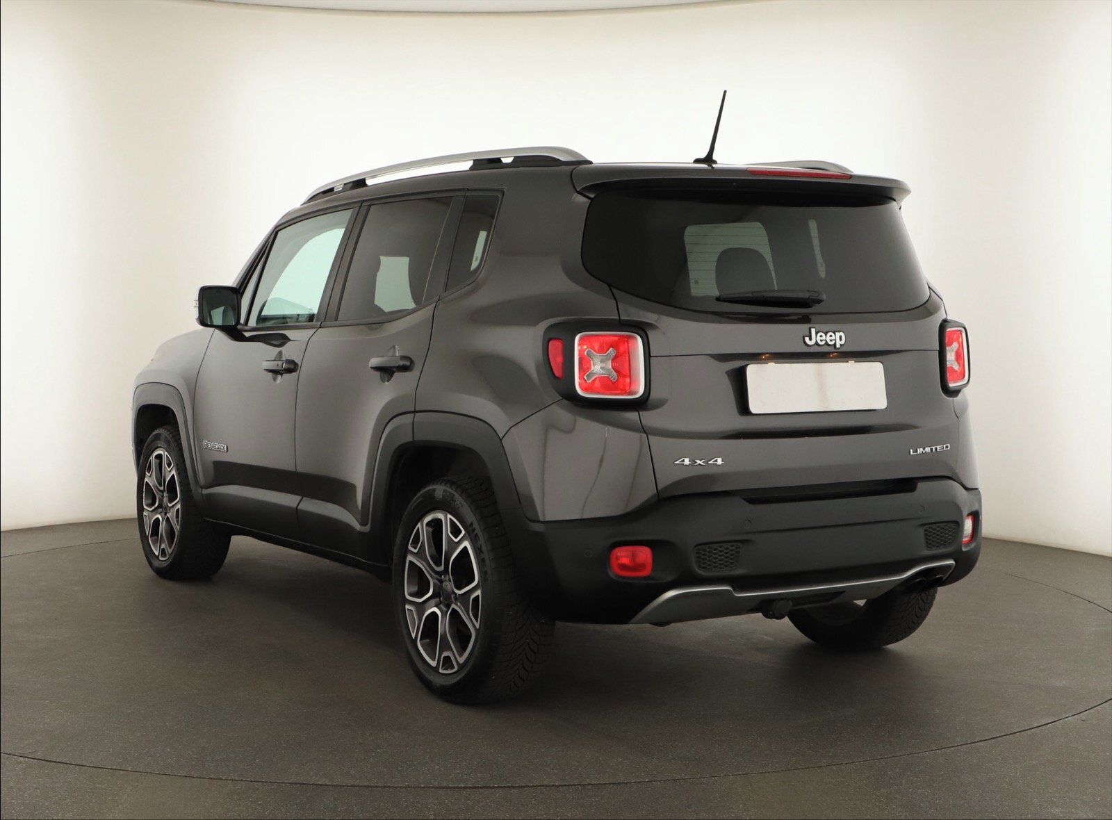 Jeep Renegade, 1.4 MultiAir, 4X4, Automat - fotka 4