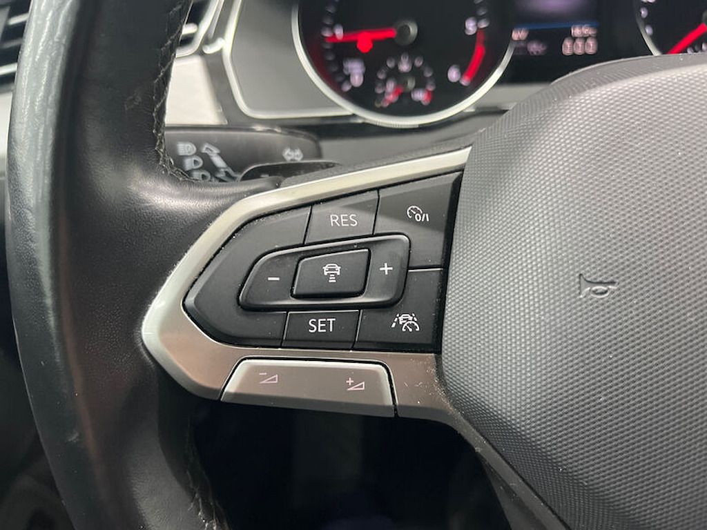 Volkswagen Passat, 2.0 TDi elegance DSG 1.majitel - fotka 5