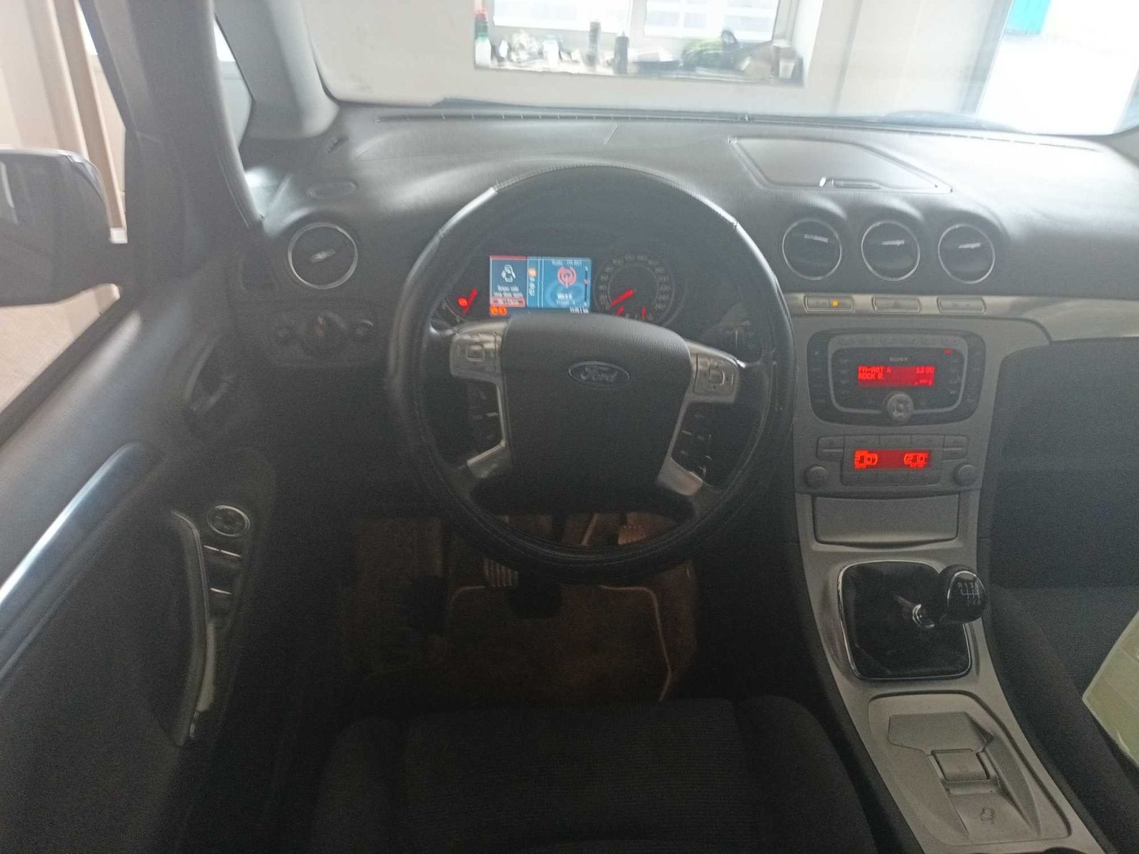Ford S-MAX, 2.0 TDCi, Tažné - fotka 3