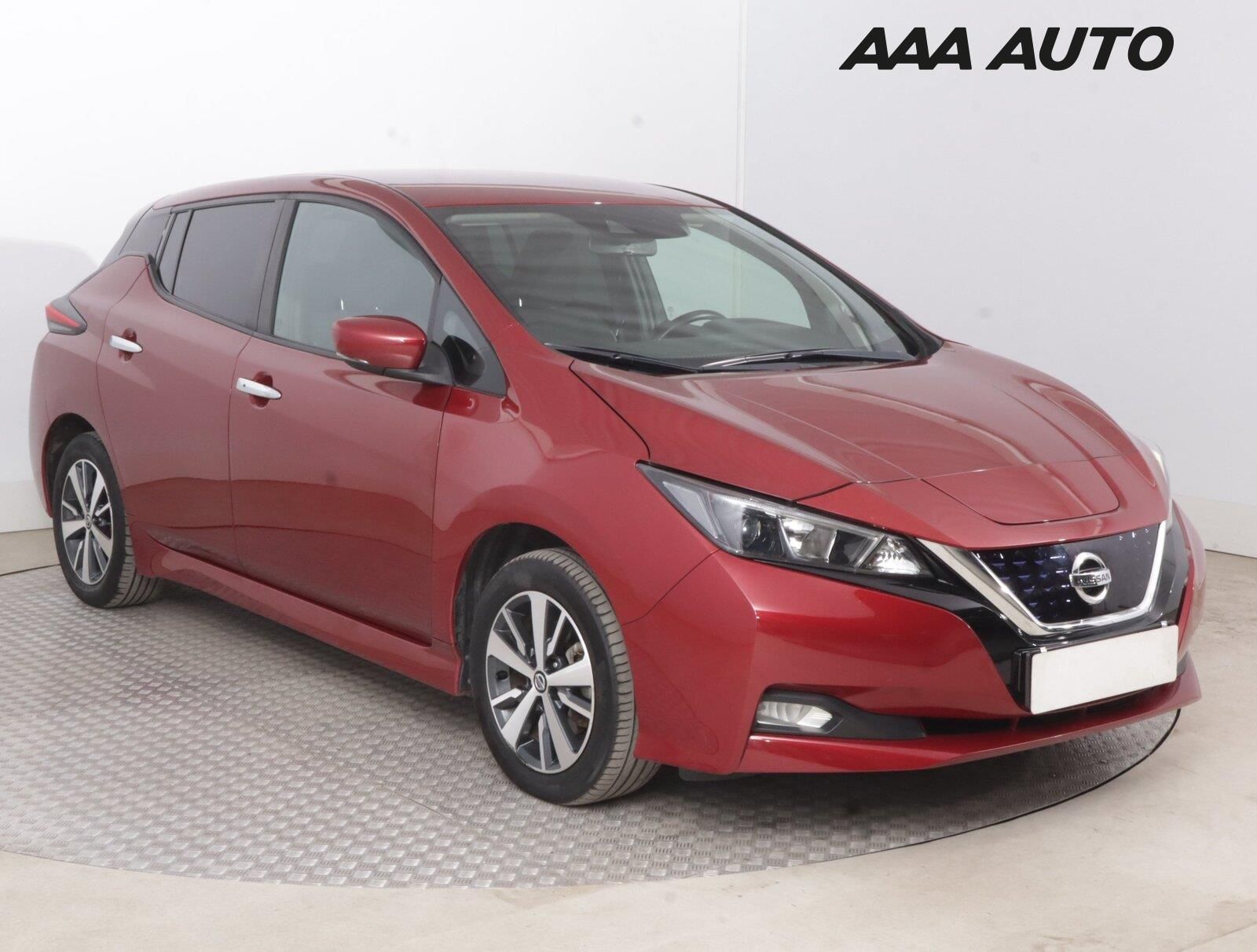 Nissan LEAF, 40 kWh, SoH 90%, Automat