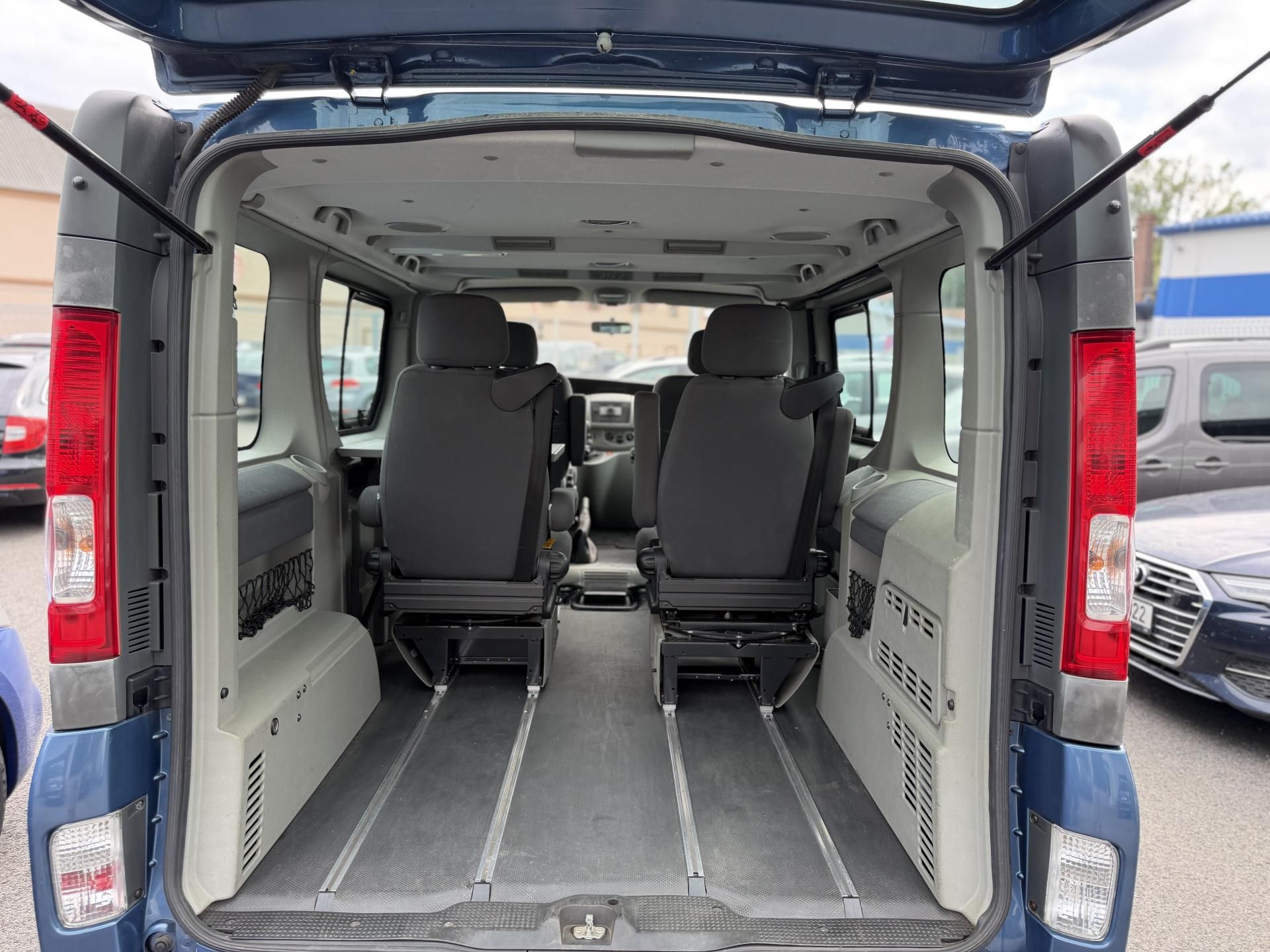 Opel Vivaro, 1. Majitel, WESTFALIA - fotka 6