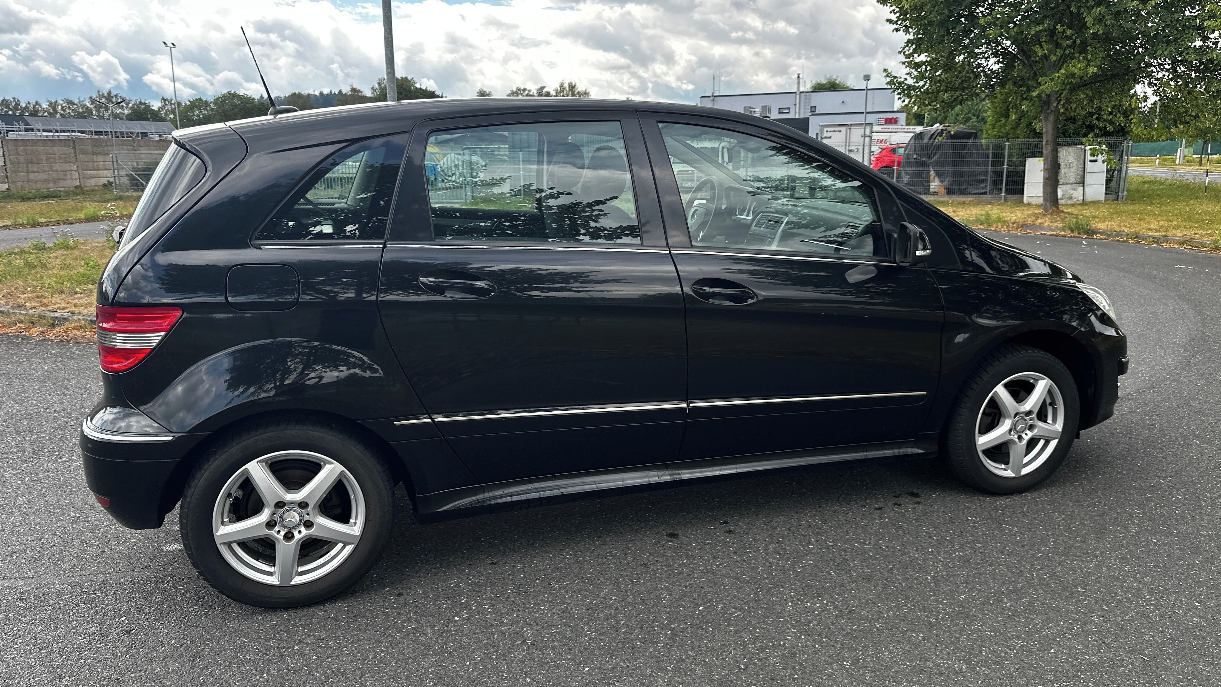 Mercedes-Benz Třídy B, B 170 - fotka 6