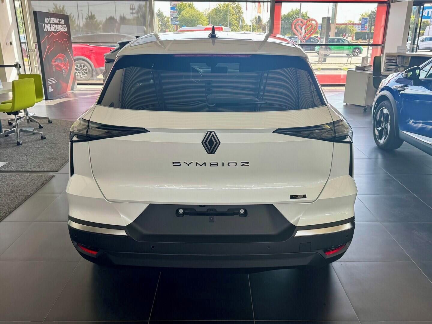 Renault Symbioz, Techno E-Tech 160 1.8 105 kW - fotka 4