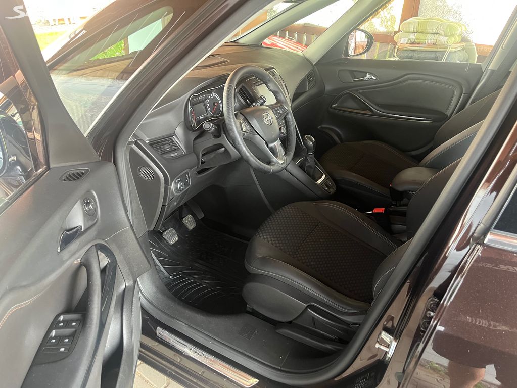 Opel ZAFIRA 2017 з Чехії
