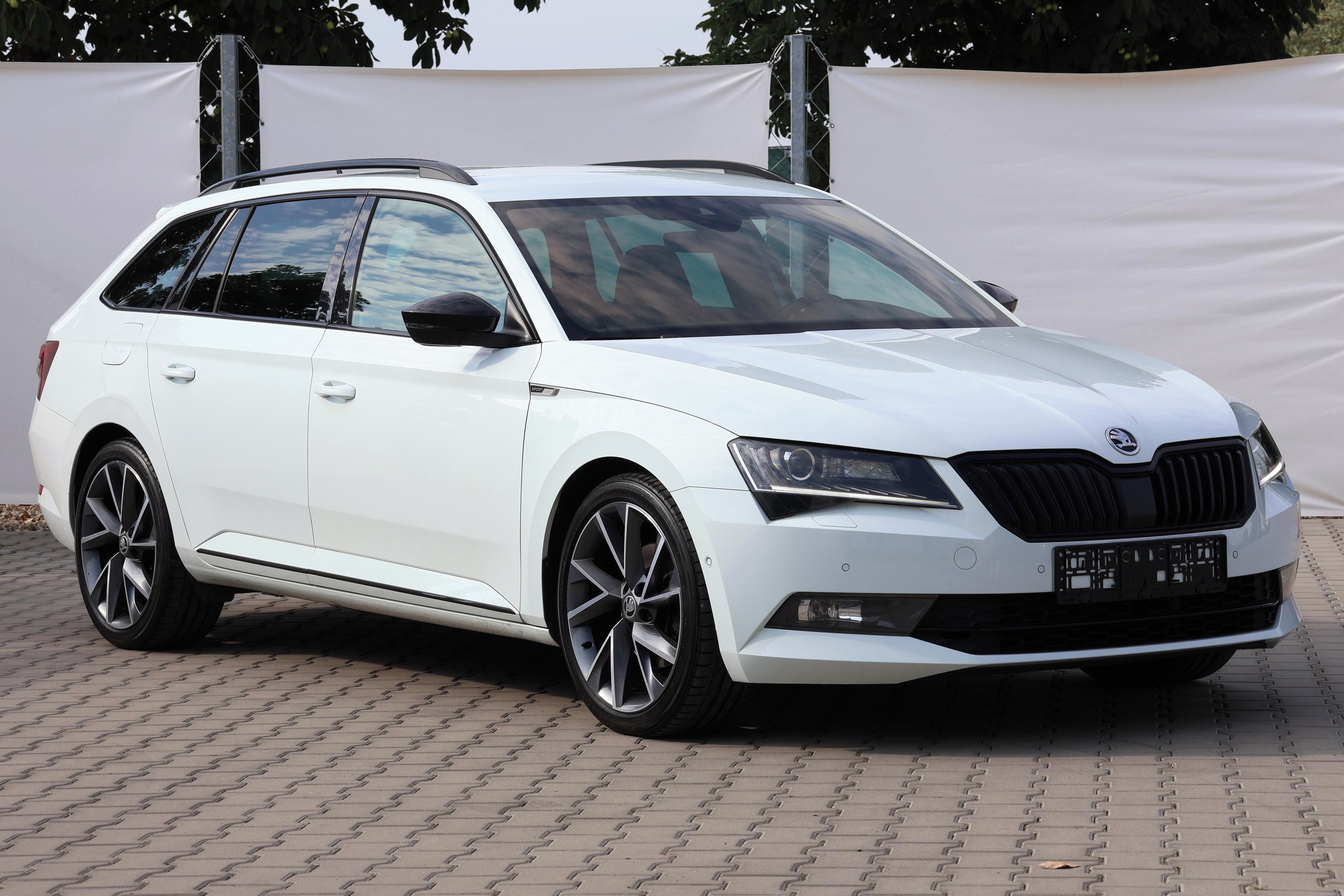 Škoda Superb, 2.0TDI*140kW*SPORTLINE*2.MAJ* - fotka 3
