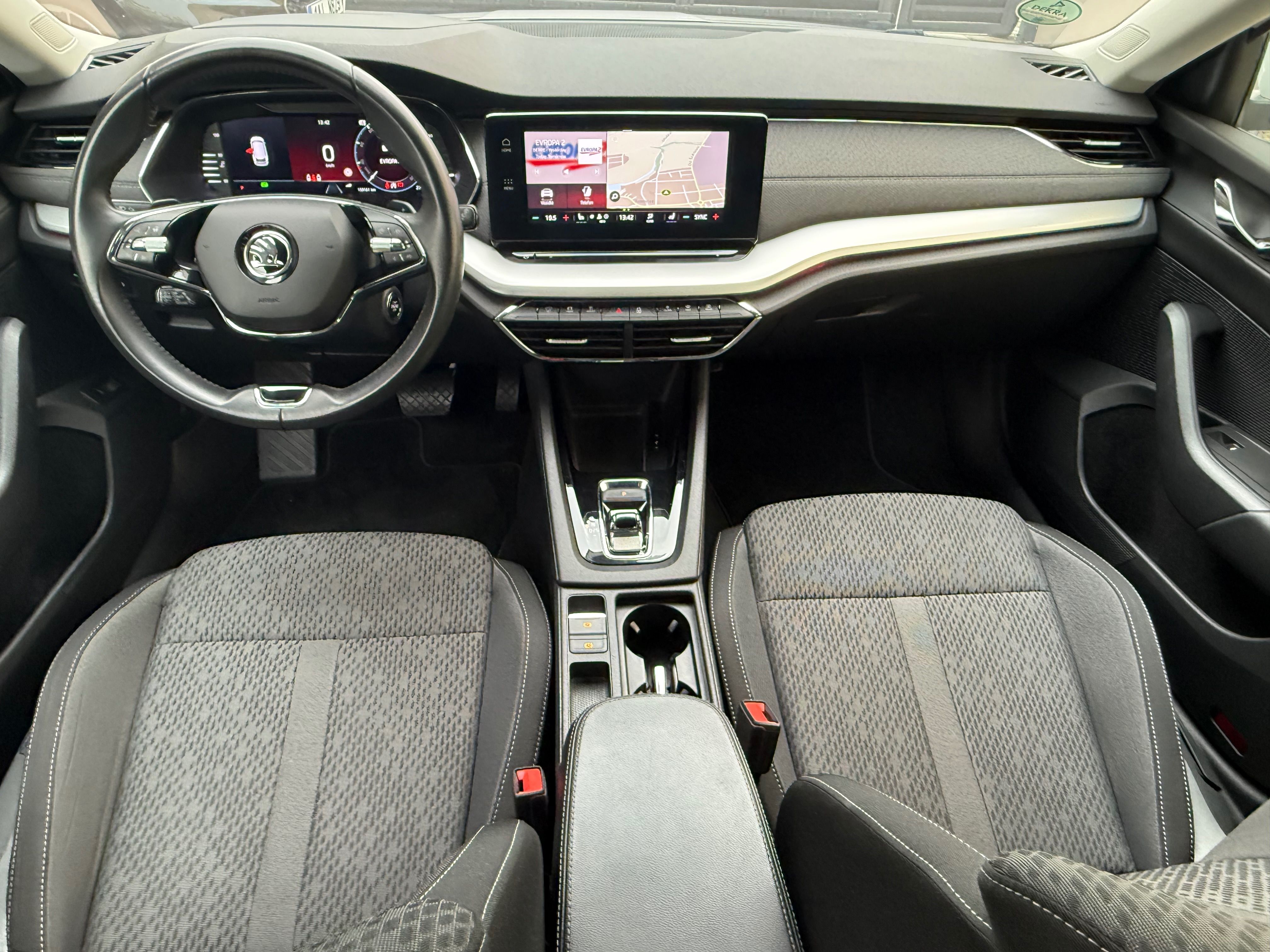 Škoda Octavia, 2.0TDi,MATRIX,HEAD-UP,CZ,TAŽNÉ - fotka 5