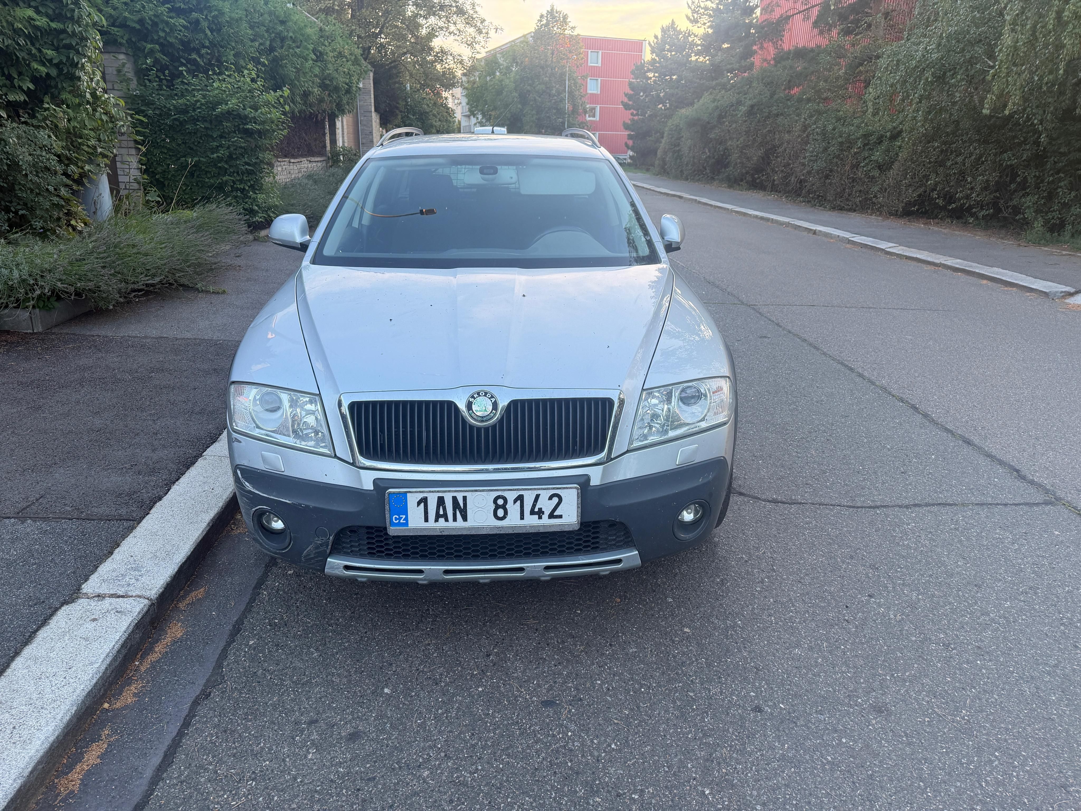 Škoda Octavia, 2.0 benzin,scout 4X4 serviska
