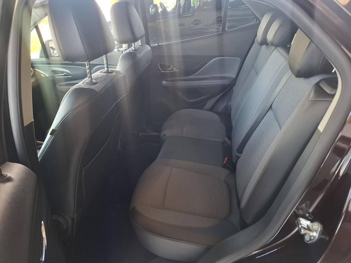 Opel Mokka, 1.4T 103KW 4x4 2016 - fotka 6
