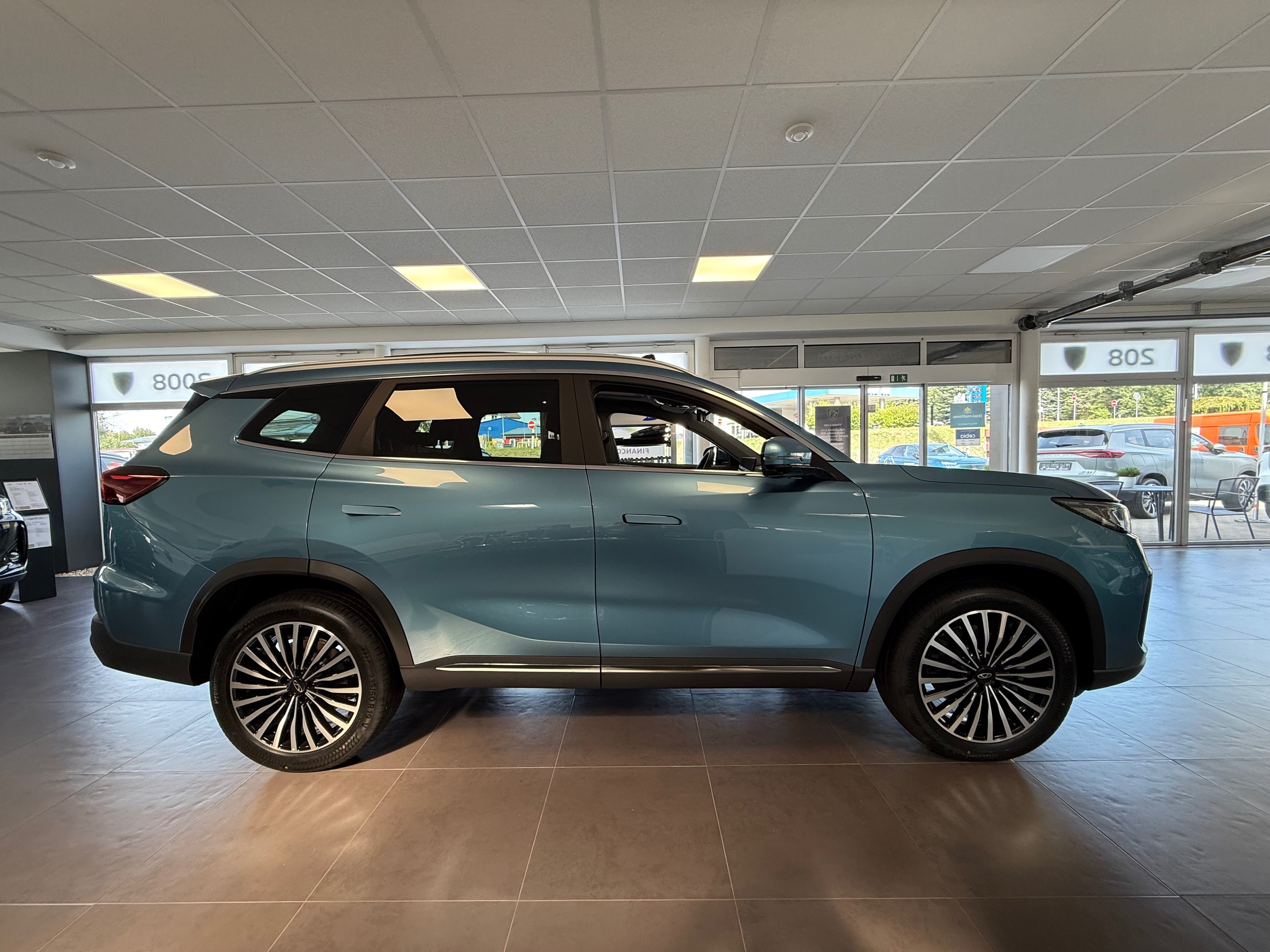Chery Tiggo 8, 1,6 T-GDI UNIQUE - fotka 4