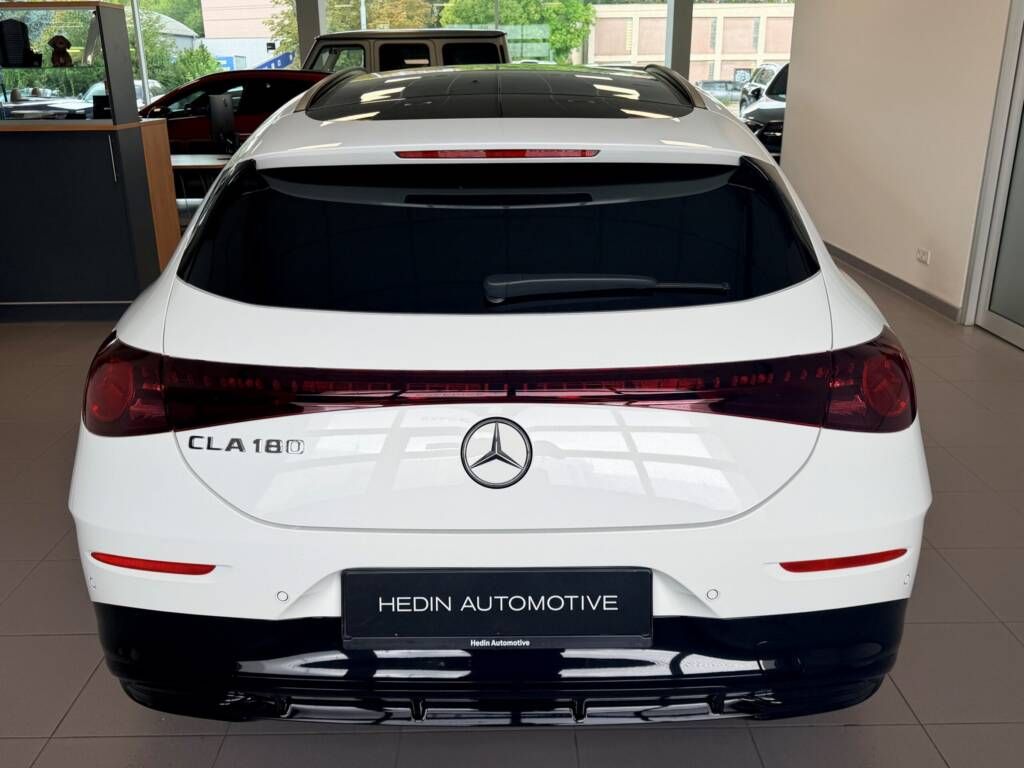 Mercedes-Benz CLA, 180 Shooting Brake - fotka 4