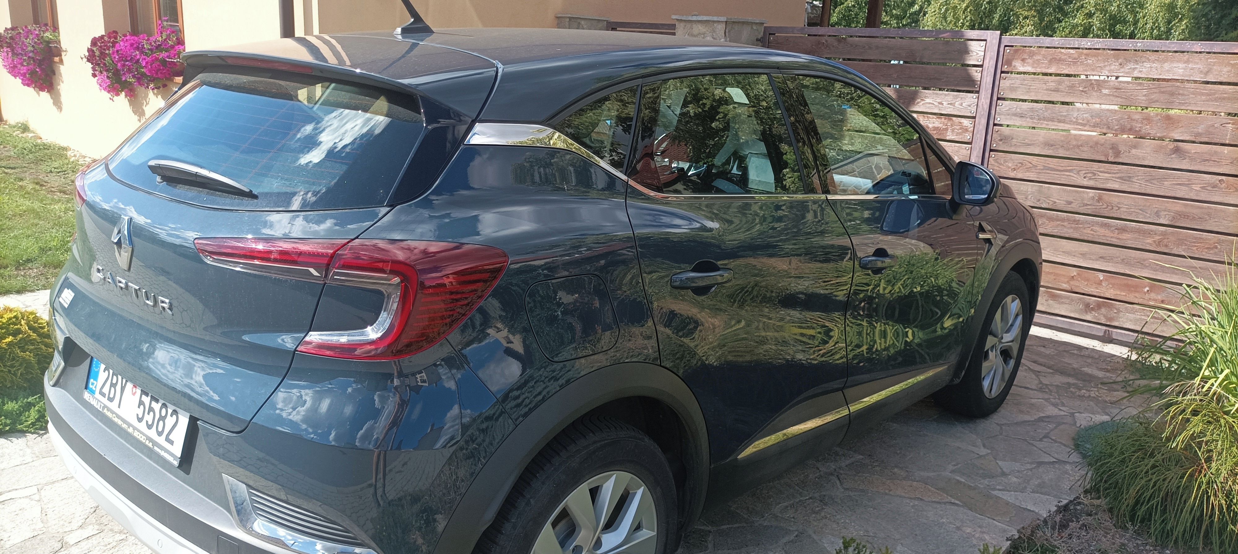 Renault Captur, Renault Captur 1.3 TCe INTENS+