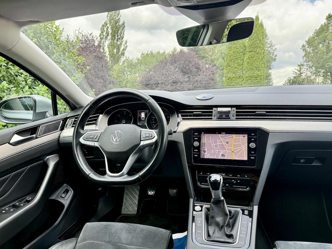Volkswagen Passat, 2.0Tdi 110kW ELEGANCE ACC TAŽN - fotka 6