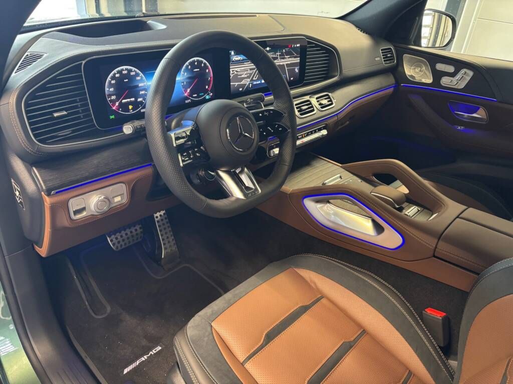 Mercedes-Benz GLE, 53 4MATIC+ - fotka 2