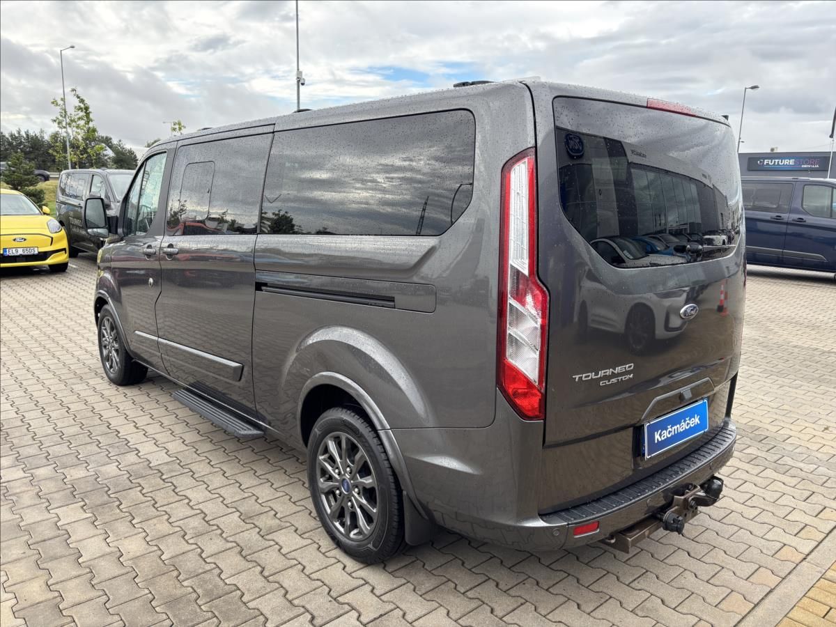 Ford Tourneo Custom, 2,0 EcoBlue 136kW TitaniumX L2 - fotka 3