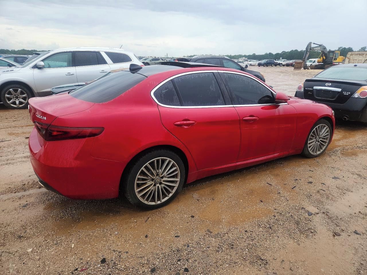 Alfa Romeo Giulia, Auto na cestě - fotka 4