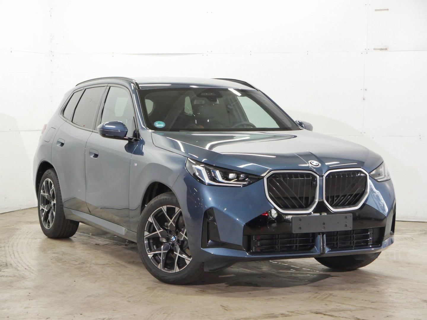 BMW X3, X3 20 xDrive Tažné - fotka 2