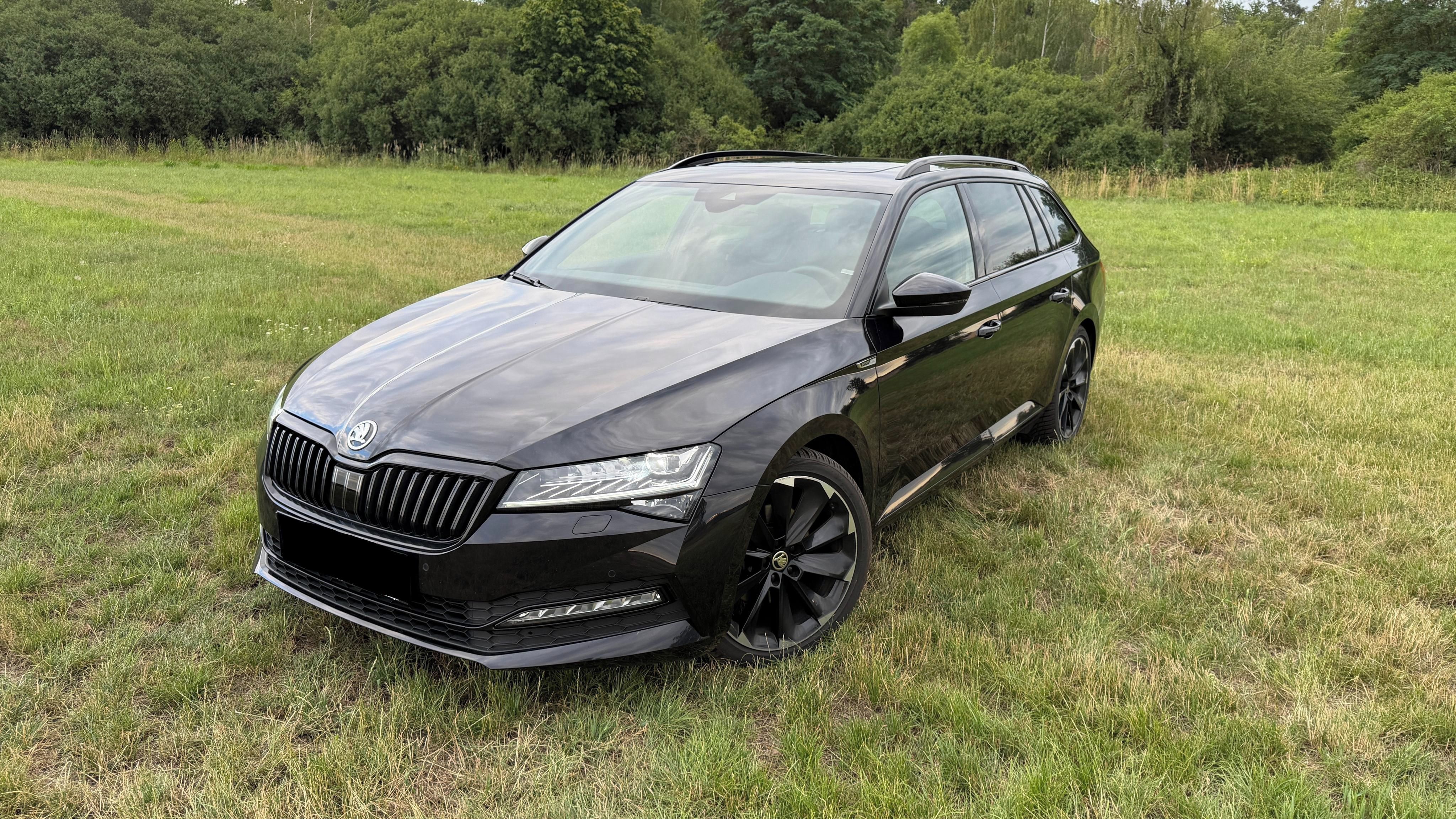 Škoda Superb, SportLine 147kW,pano,taž,webas - fotka 5