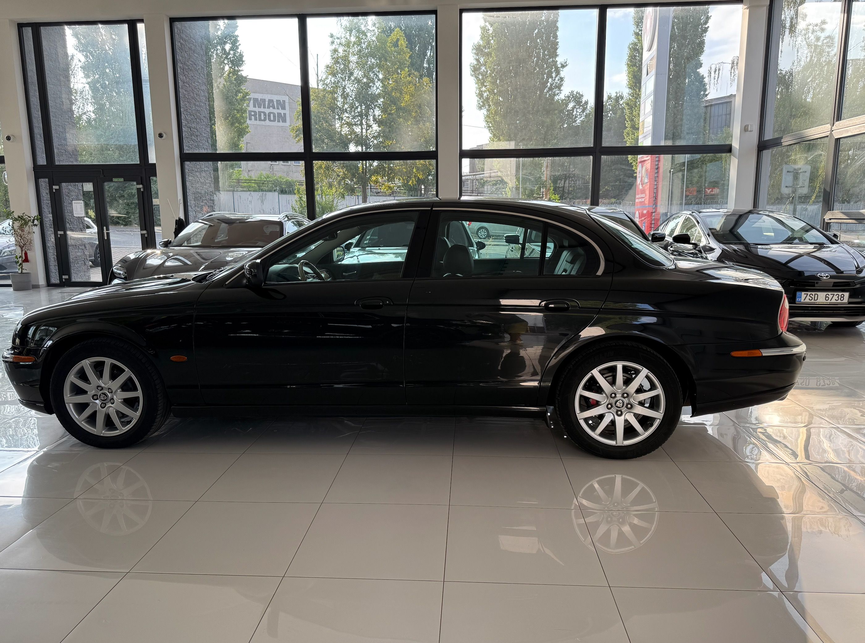 Jaguar S-Type, 4.0 benzin - fotka 6