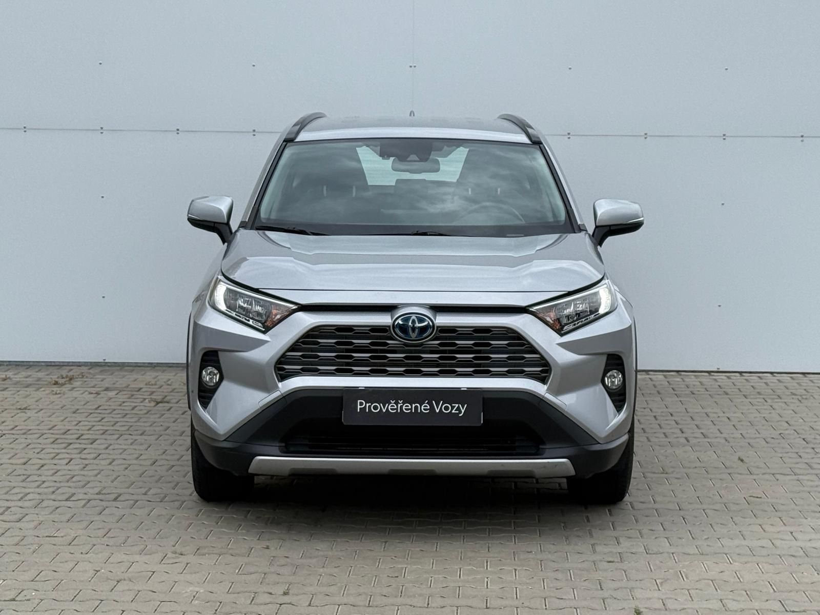 Toyota Rav4, 2.5 HSD e-CVT AWD Comfort - fotka 4