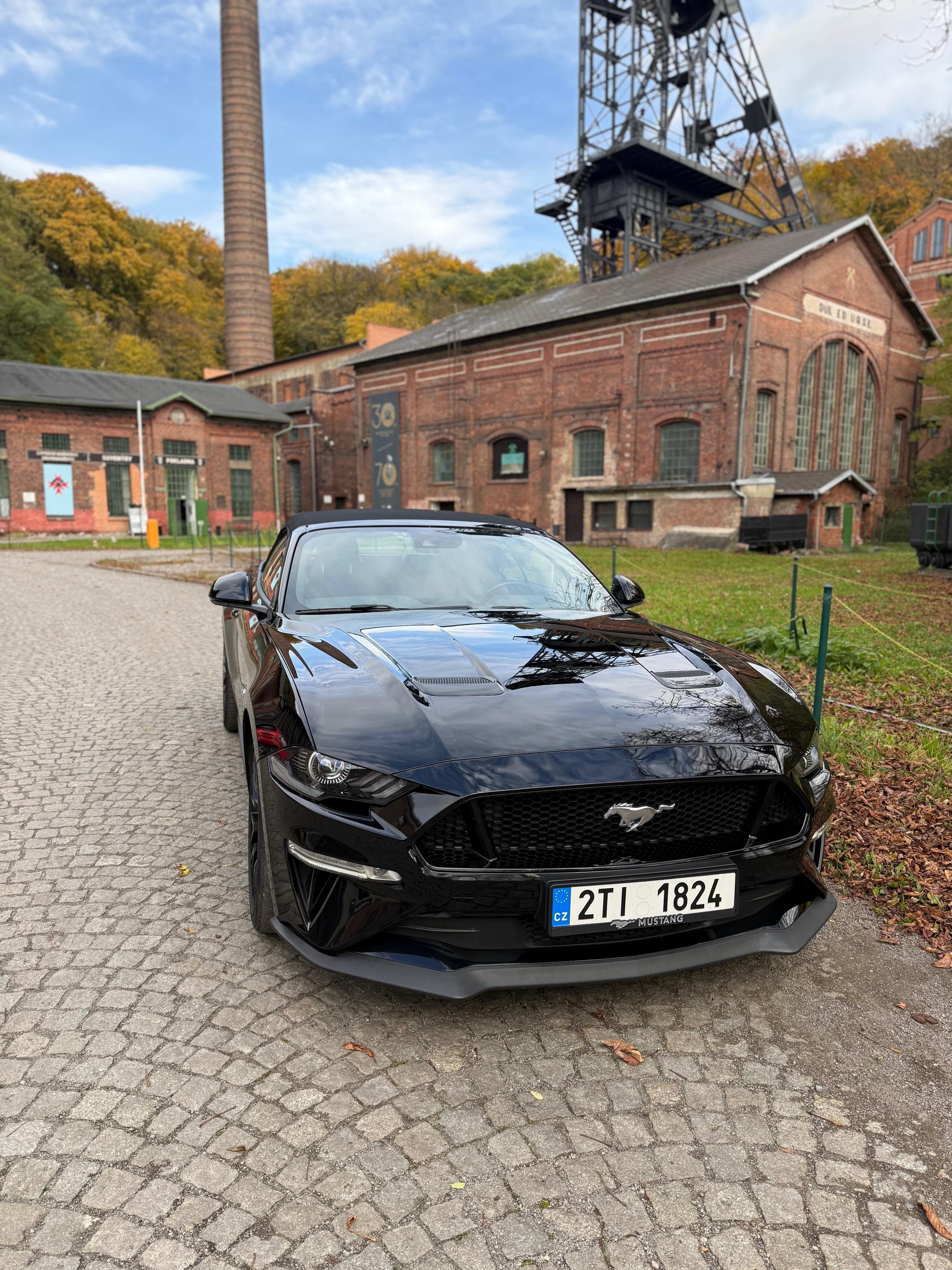 Ford Mustang, GT 5.0 Convertible | Manuál